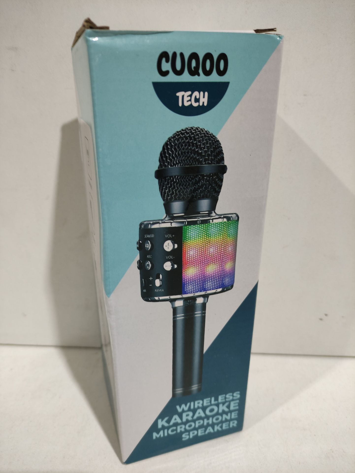 RRP £10.99 CUQOO Wireless Bluetooth Karaoke Microphone in Black - Image 2 of 2