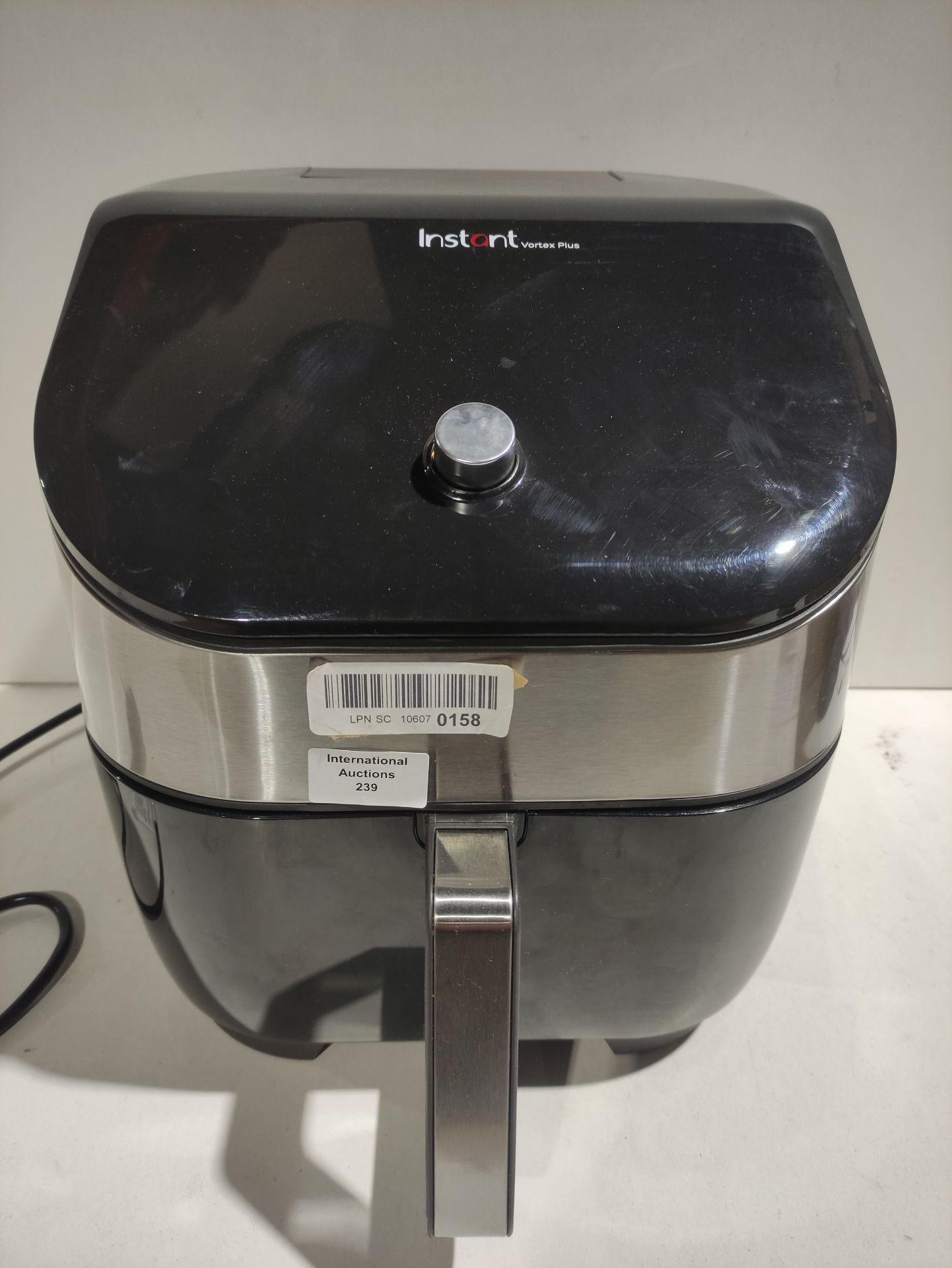 RRP £149.99 Instant Vortex Plus with ClearCook - 5.7L Air Fryer - Image 2 of 2