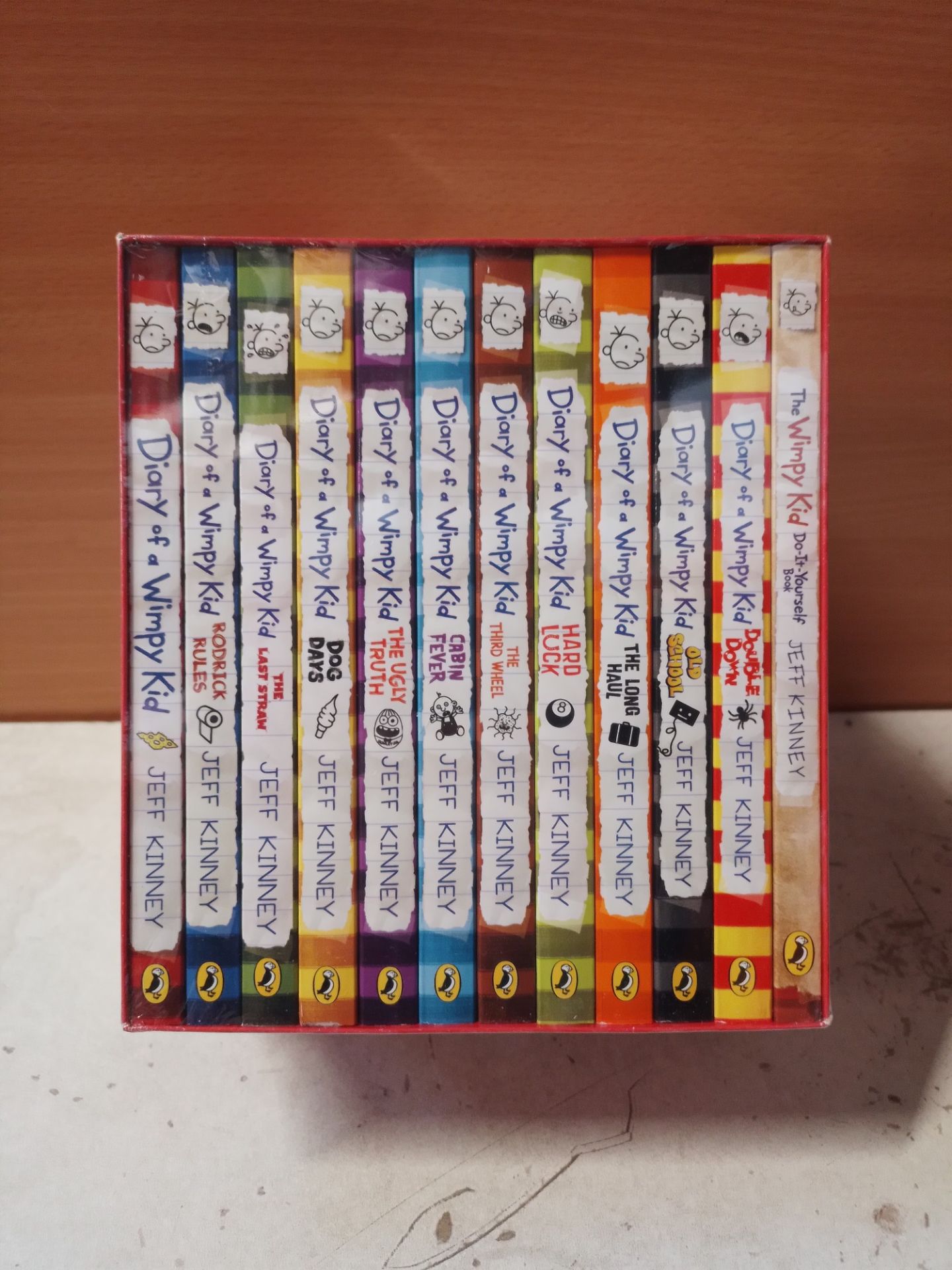 RRP £34.79 Diary of a Wimpy Kid Collection 12 Books Box Set - Image 2 of 2