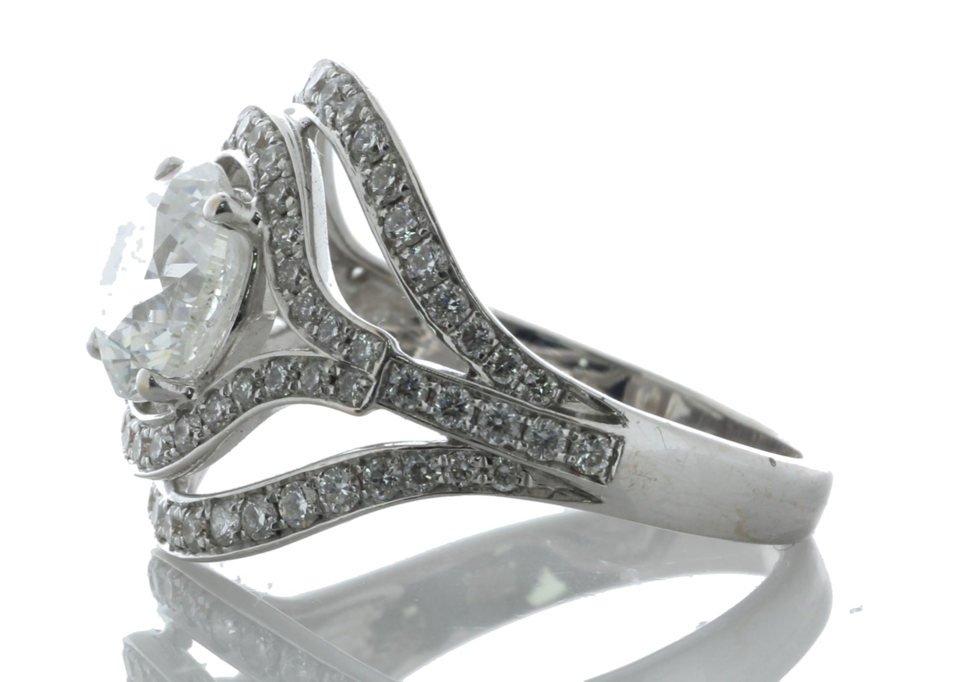 18ct White Gold Single Stone Prong Set With Stone Set Shoulders Diamond Ring 2.76 (2.01) Carats - - Image 2 of 4