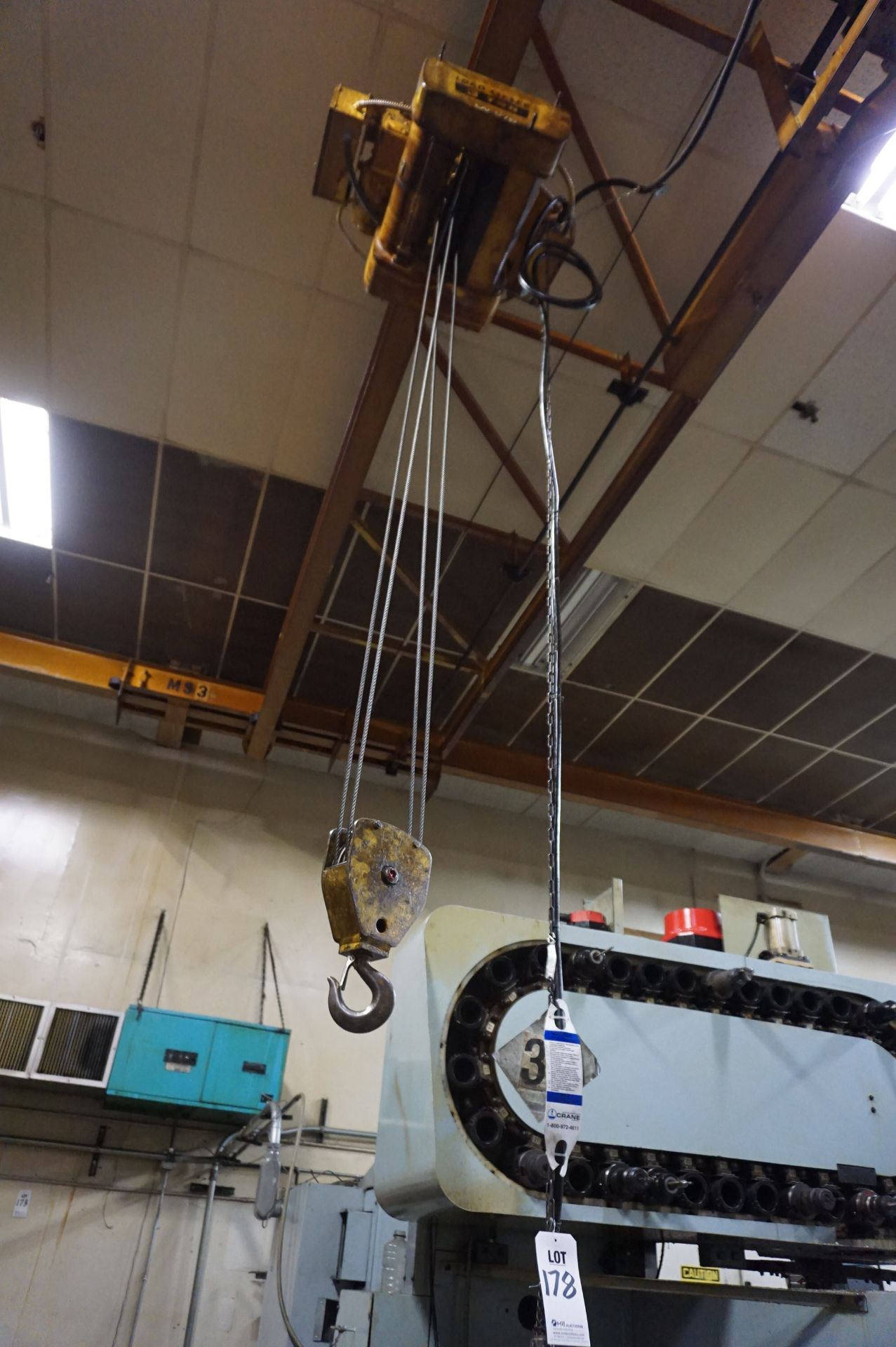 3-TON CRANE, LOAD LIFTER CHAIN HOIST **Rigging provided exclusively by Golden Bear Services. Loading