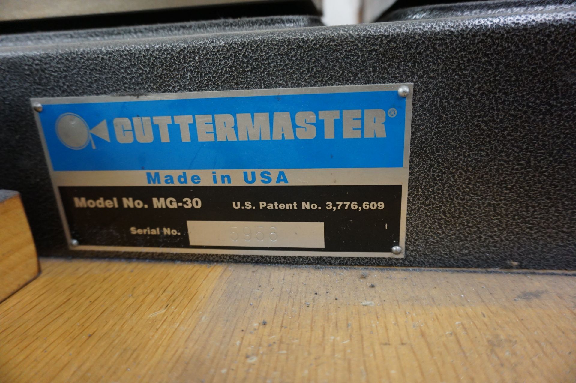CUTTERMASTER MODEL MG-40 ENDMILL SHARPENER, S/N 5956 *NOTE: SEE LOT 64 FOR GRIND FIXTURE) ** - Image 2 of 4