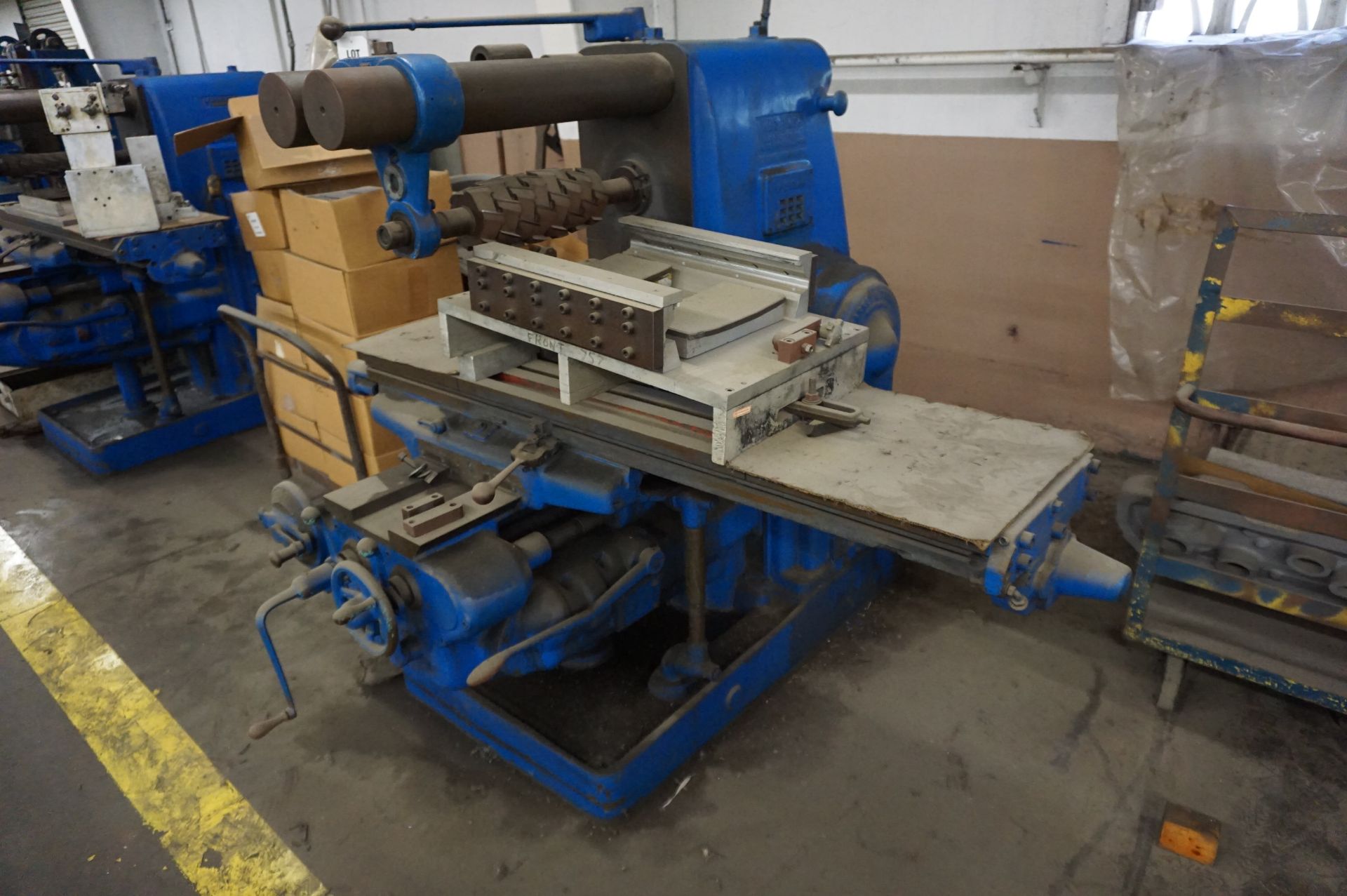 KEARNEY AND TRECKER MODEL K HORIZONTAL MILLING MACHINE NO. 2, S/N 51-4417 *LOCK OUT TAGGED UNTESTED* - Image 2 of 4