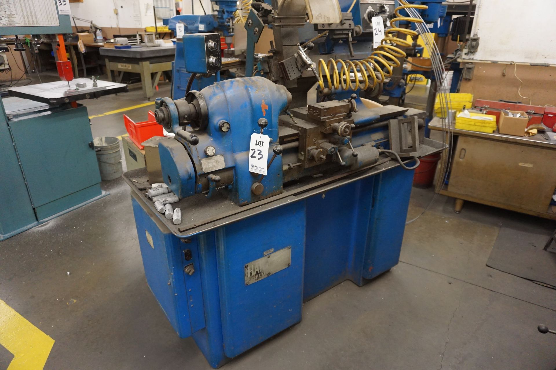 HARDINGE HLV CONVENTIONAL LATHE, COLLET CHUCK *NOT RUNNING, GEAR ISSUE* **Rigging provided