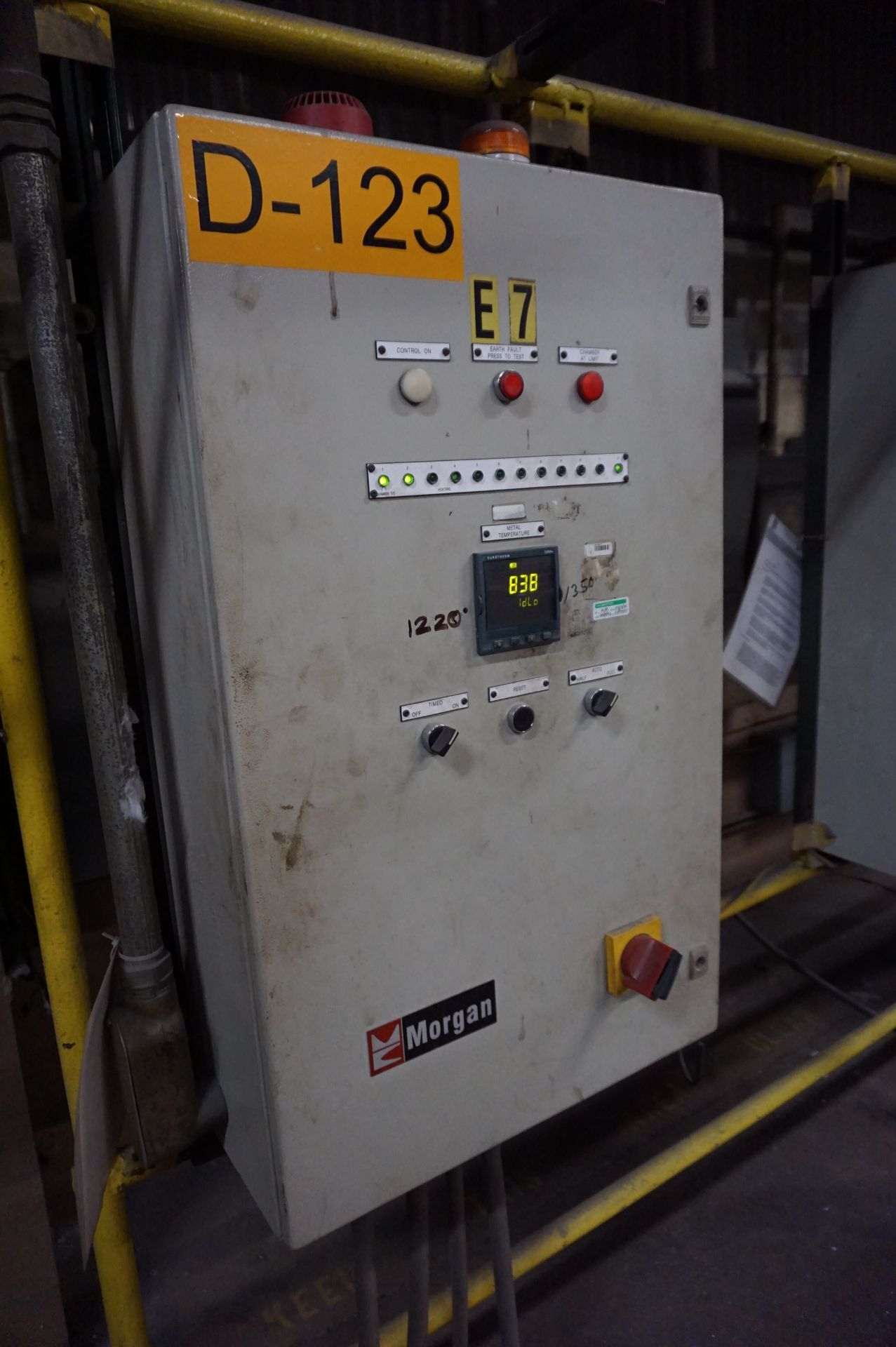 MORGAN MODEL EL 300 LADLE FURNACE, ALUMINUM MELTING, 600 LBS CAPACITY, 21 KW WITH CONTROLS **Rigging - Image 3 of 4