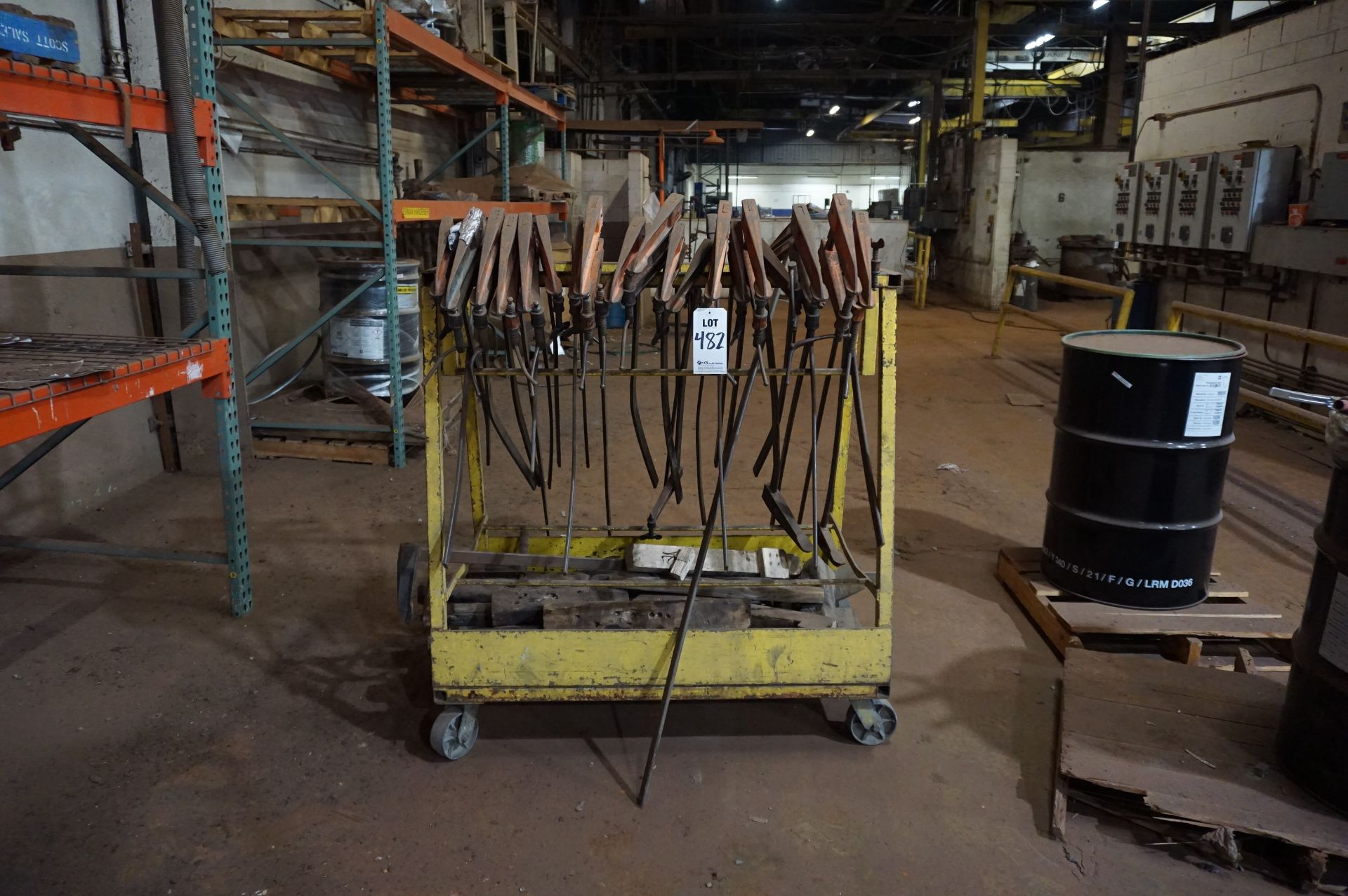 ROLLING CART TO INCLUDE: MISC. WOODWORKING CLAMPS FOR MOLDS