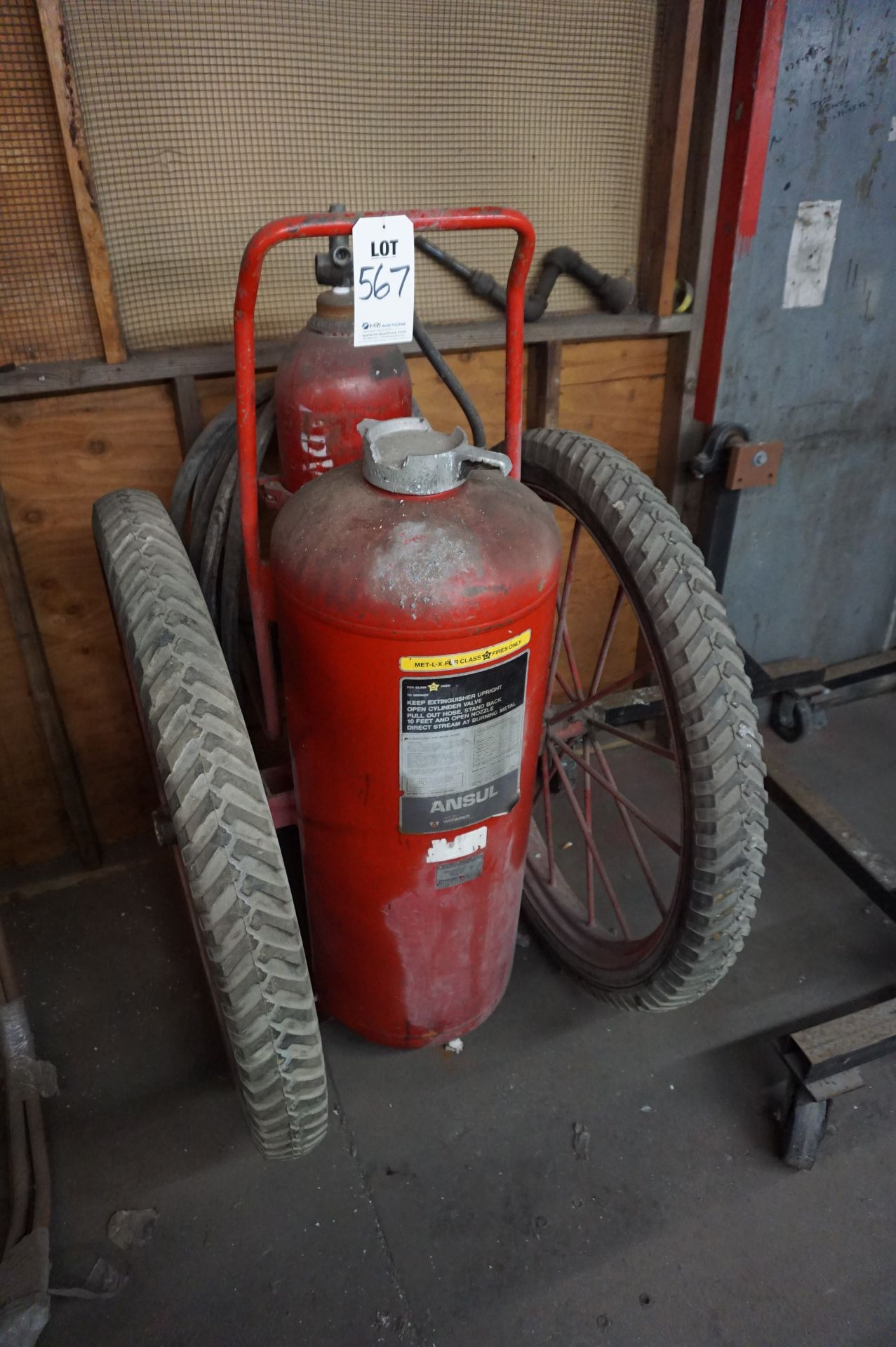 ANSUL MET-L-X CLASS D FIRE EXTINGUISHER WITH ROLLING CART **Rigging provided exclusively by Golden