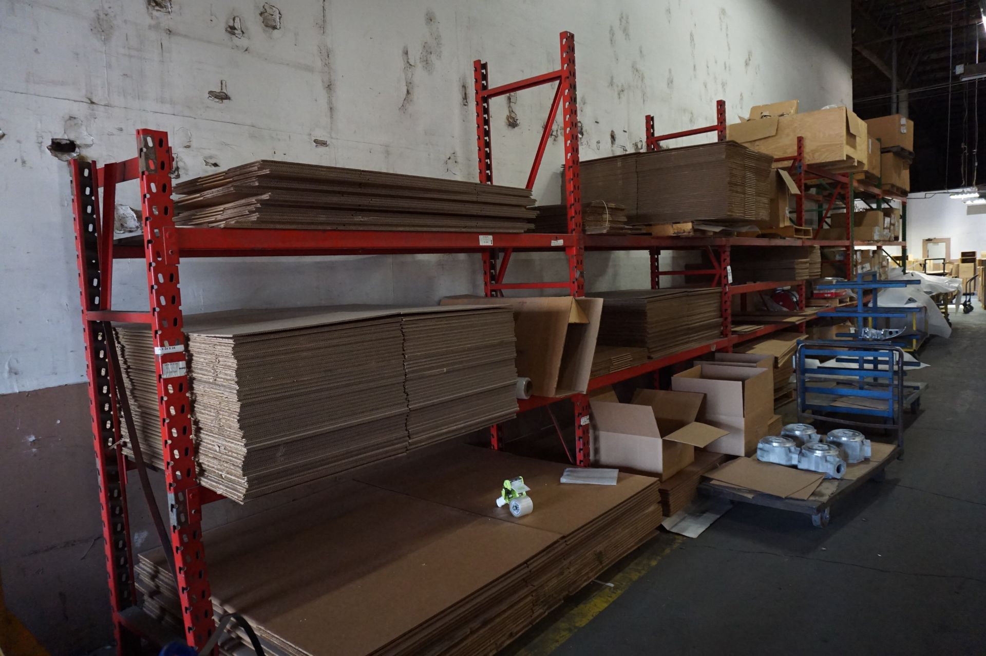 (5) SECTIONS OF PALLET RACKING, NO CONTENTS **Rigging provided exclusively by Golden Bear - Image 2 of 5