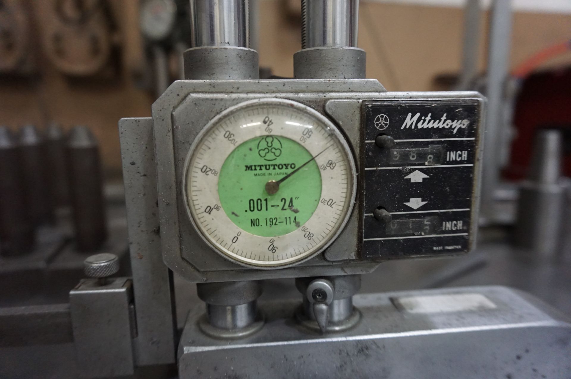 HEIGHT GAGE LOT TO INCLUDE: (1) MITUTOYO 24" DIAL HEIGHT GAGE WITH SPI DIAL INDICATOR (1) SPI 24" - Image 3 of 6