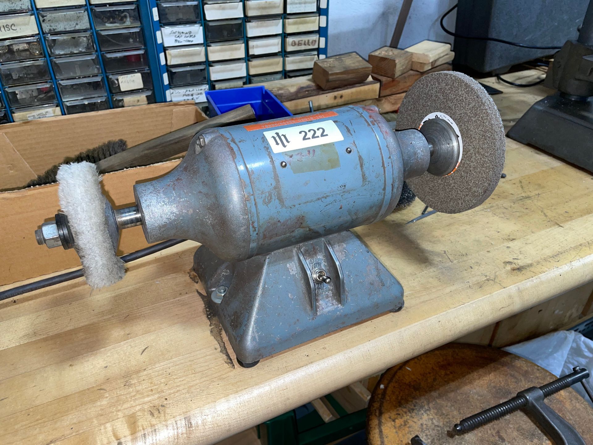 Double Ended 6" Bench Grinder / Buffer - Image 2 of 2