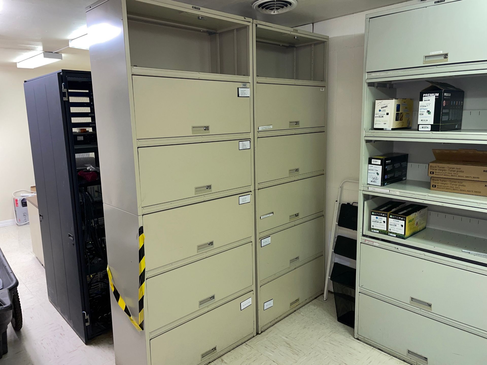 SMC Systems 10-Section Storage System - Image 3 of 3