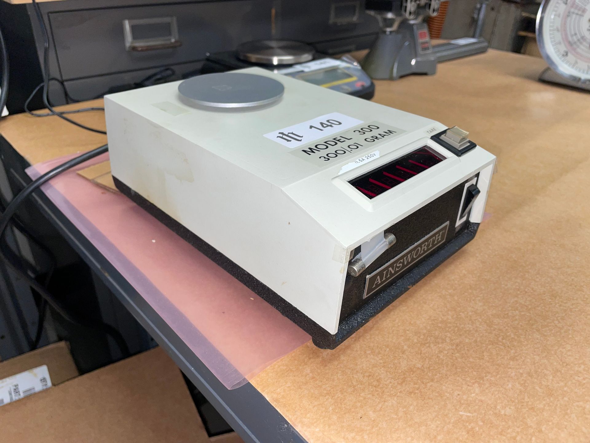 Ainsworth Mdl. 300 Digital Lab Scale - Image 2 of 4