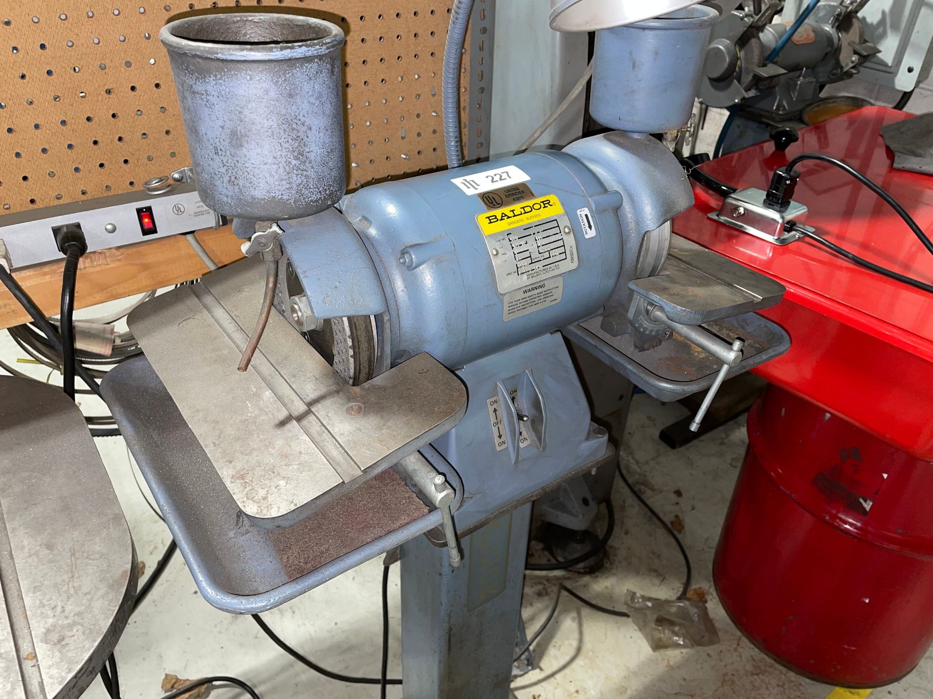 Baldor Double Ended 6" Tool Grinder - Image 3 of 4