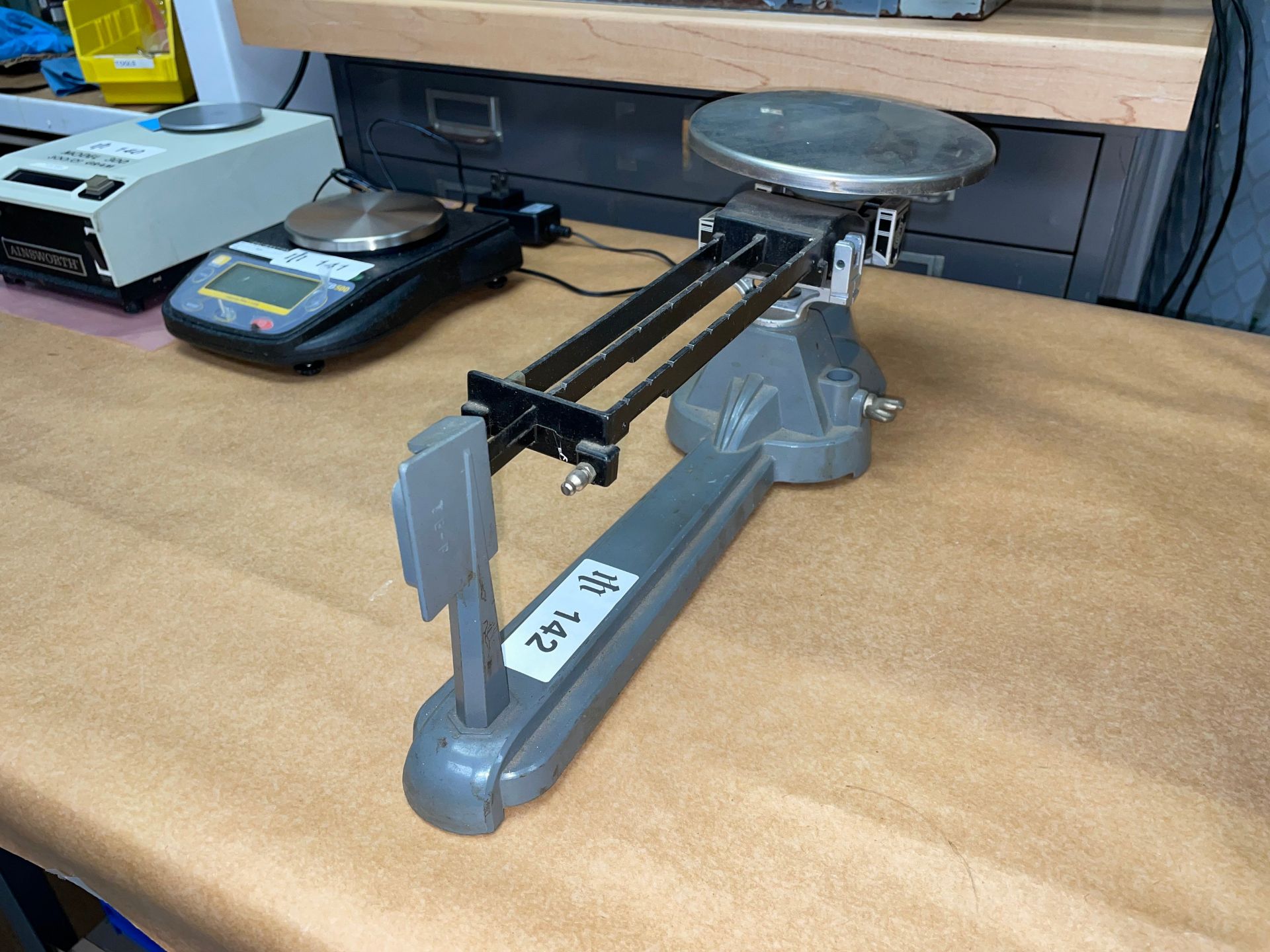 Ohaus 2610 Gram Triple Beam Balance - Image 3 of 4