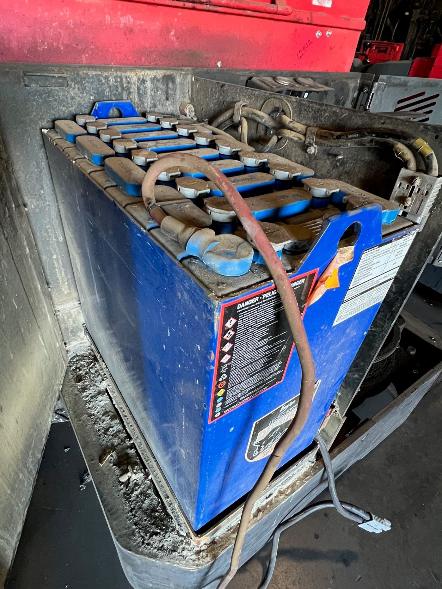 EnerSys 36-Volt Forklift Battery - Image 4 of 4