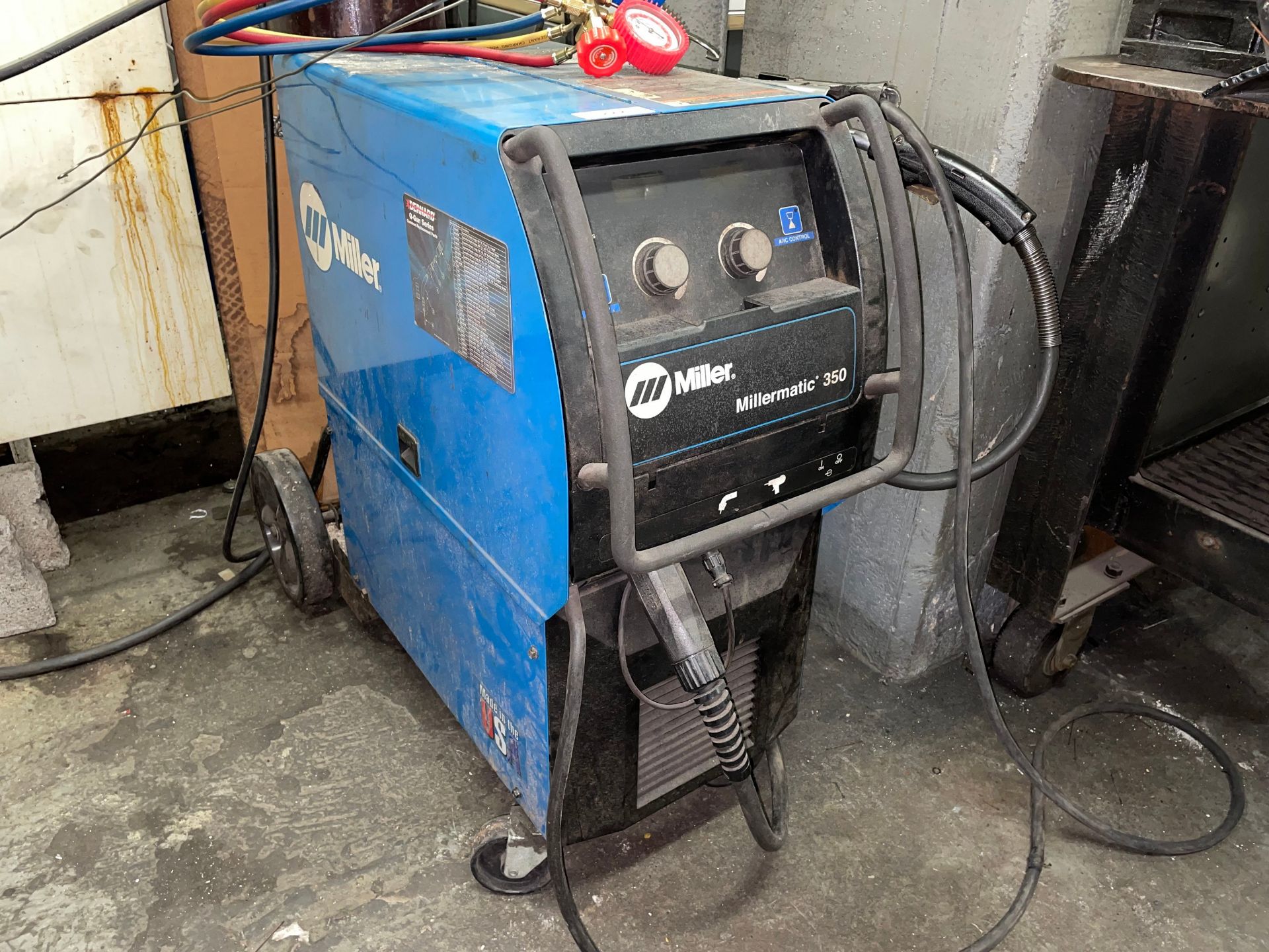 Miller Millermatic 350 Welder