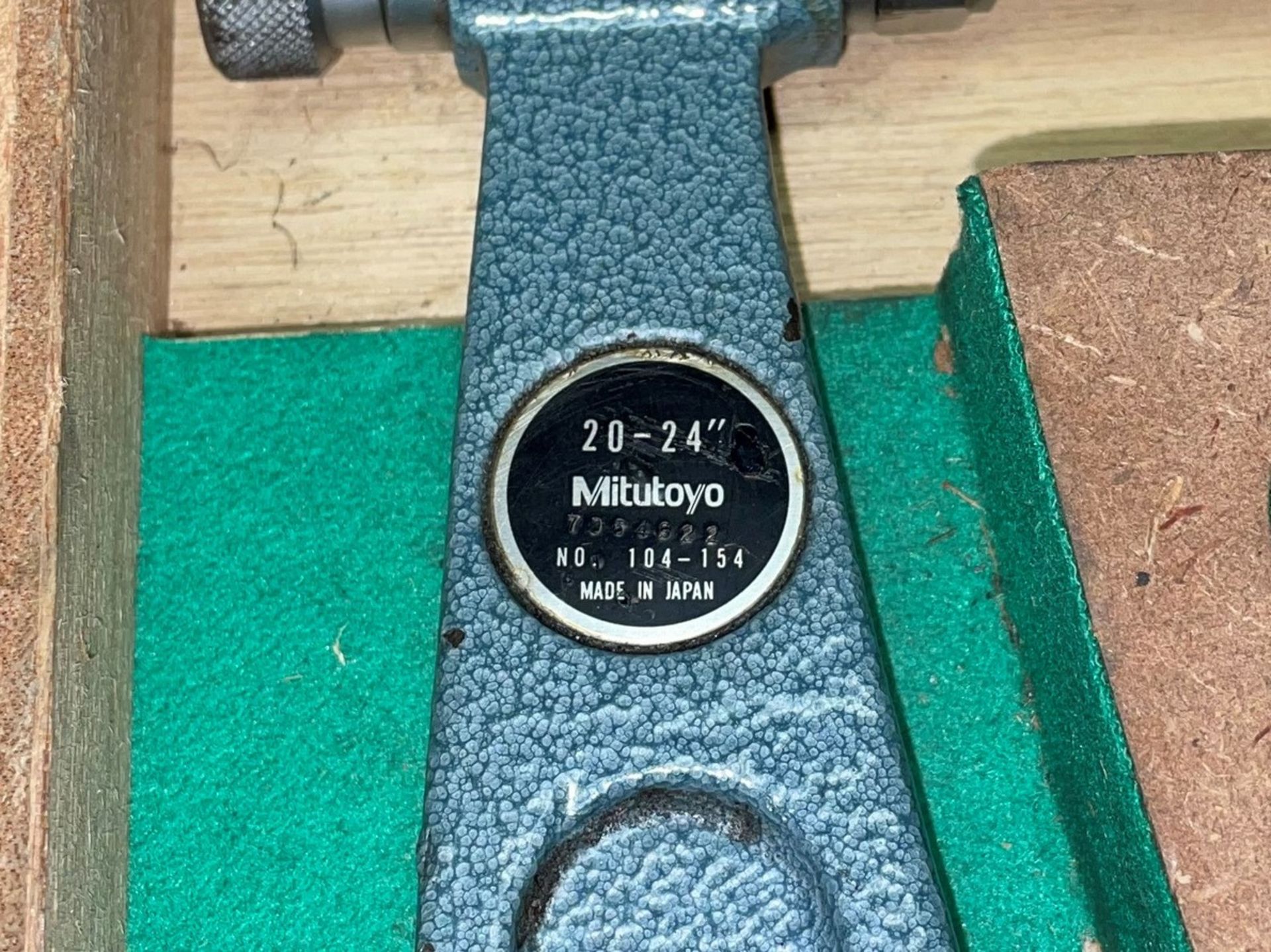 Mitutoyo 20" to 24" Micrometer with Micrometer Standards - Image 5 of 6