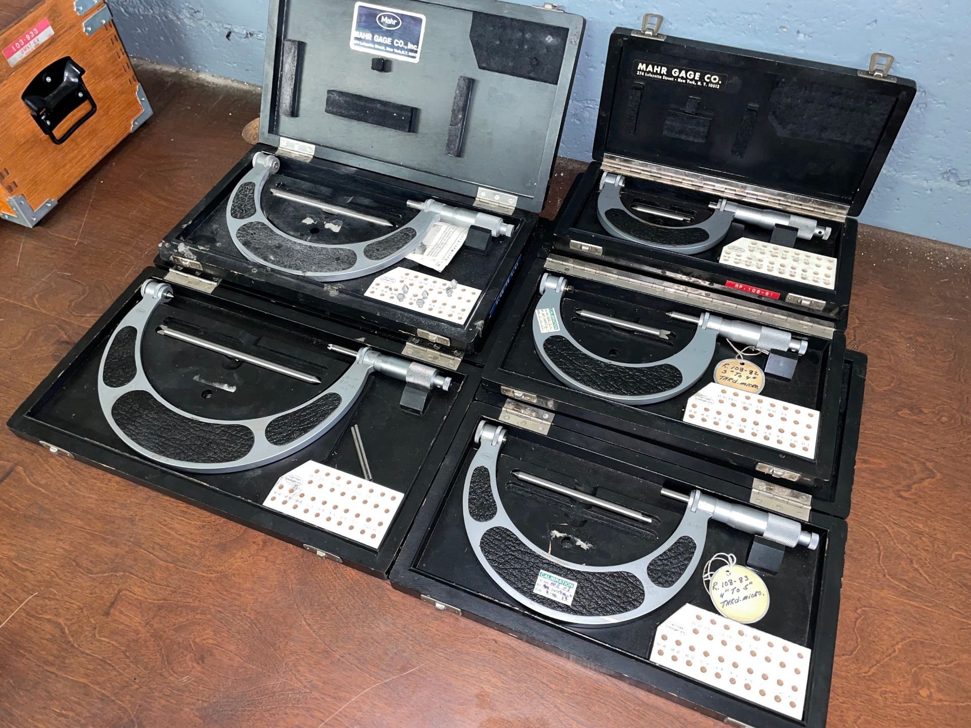 Lot with (5) Point Micrometers - Image 2 of 3