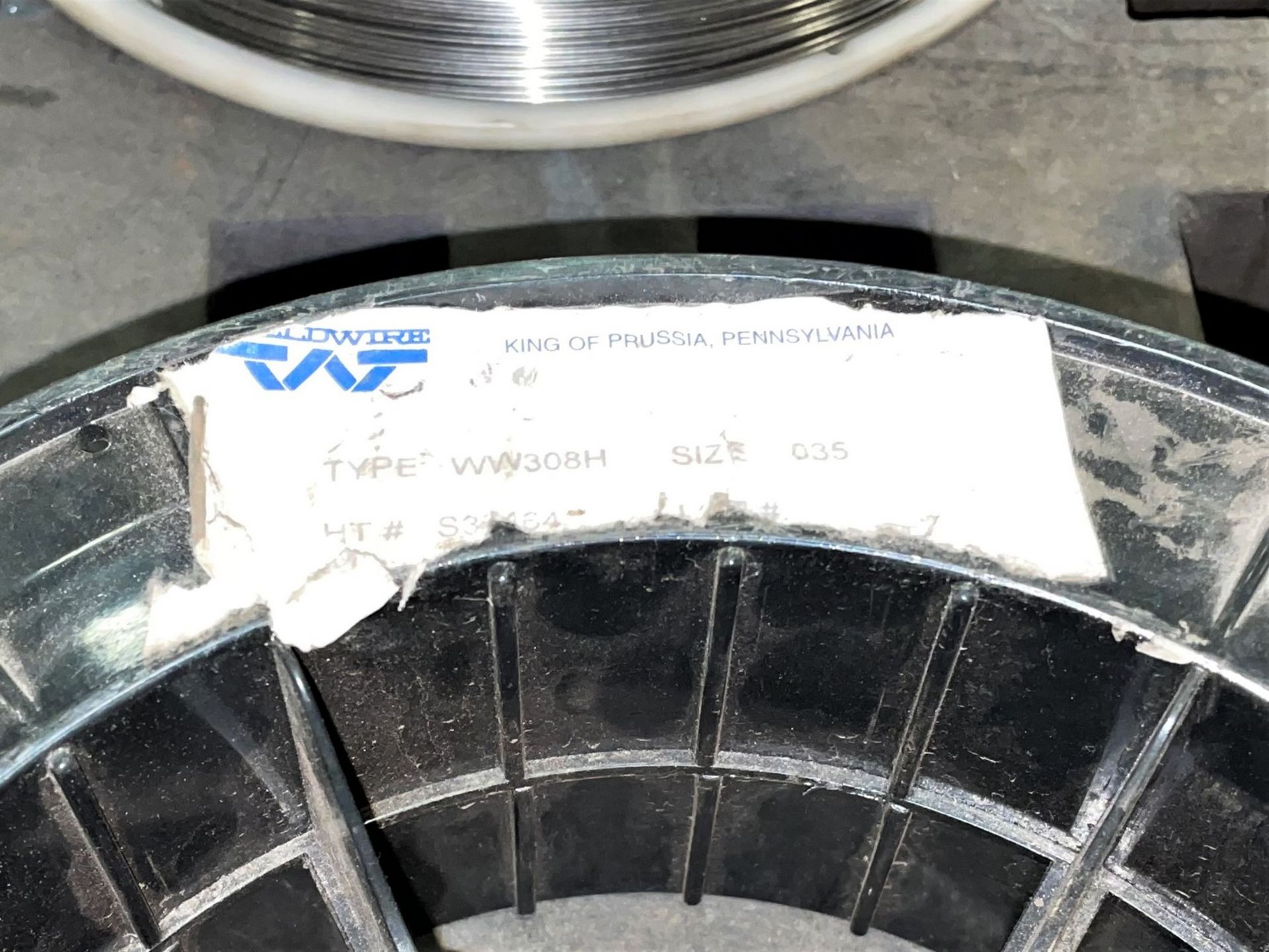 Spool of Weldwire 0.035" Welding Wire - Image 2 of 2