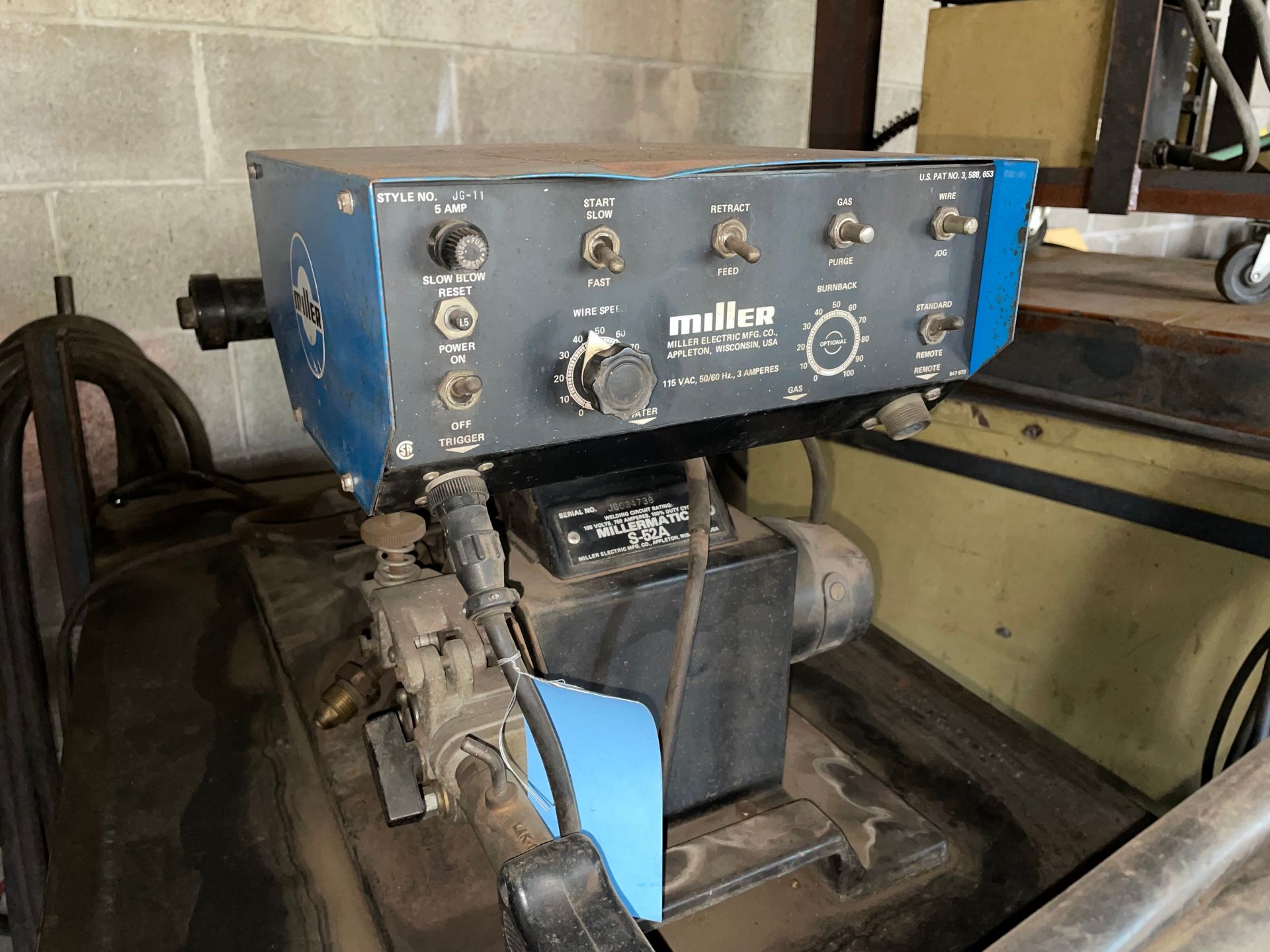 Miller DeltaWeld 451 Arc Welder - Image 4 of 5