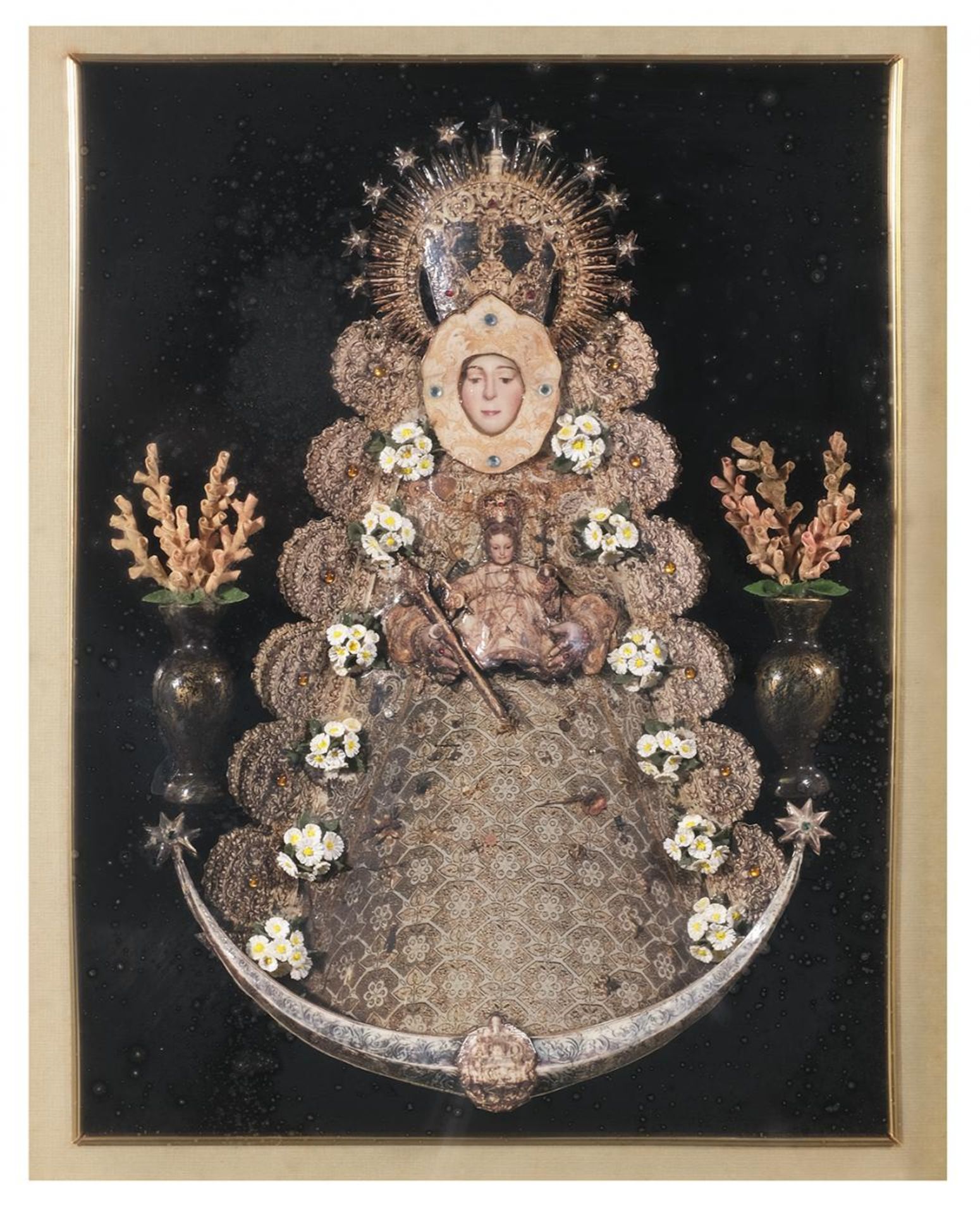 Relieve de la Virgen del Rocío.