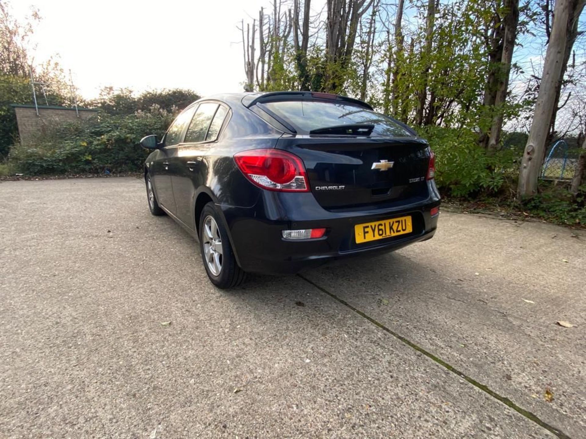 2011 CHEVROLET CRUZE HATCHBACK 1.6 LT 5DR AUTO - Image 7 of 10