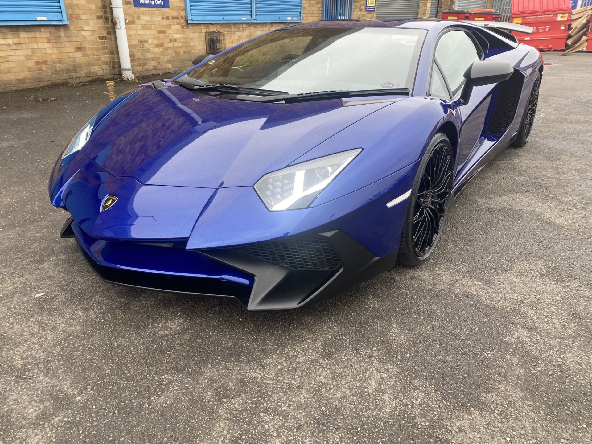 2015 LAMBORGHINI AVENTADOR SV 6.5 V12 LP 750-4 SUPERVELOCE 4WD 2DR - Image 3 of 18