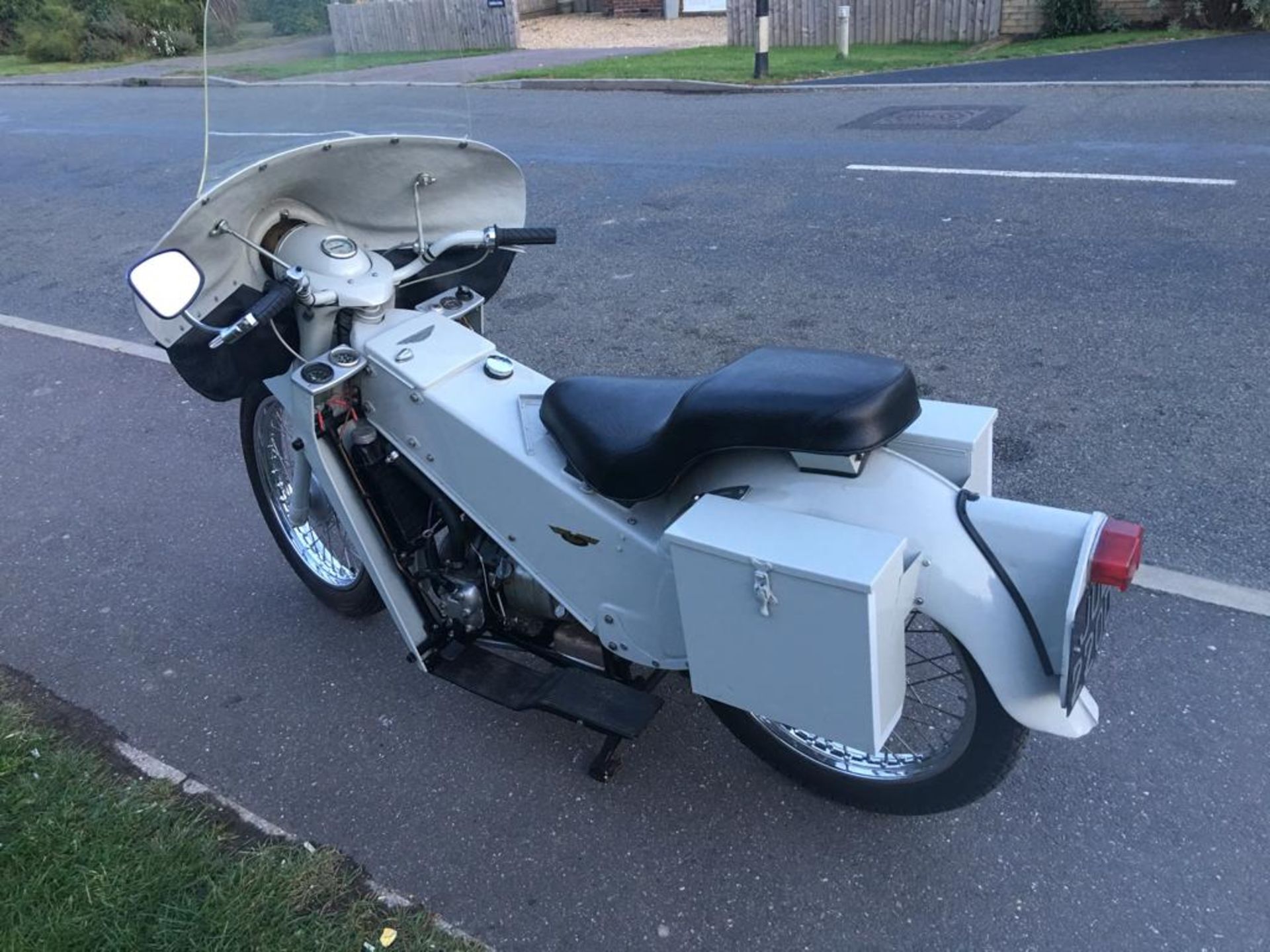 1966 VELOCETTE MOTOR BIKE - Image 4 of 14