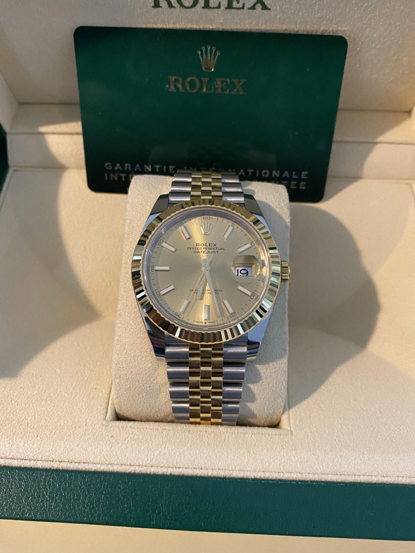 2020 DATEJUST 41 OYSTER 41MM OYSTERSTEEL AND YELLOW STEEL - Image 2 of 10