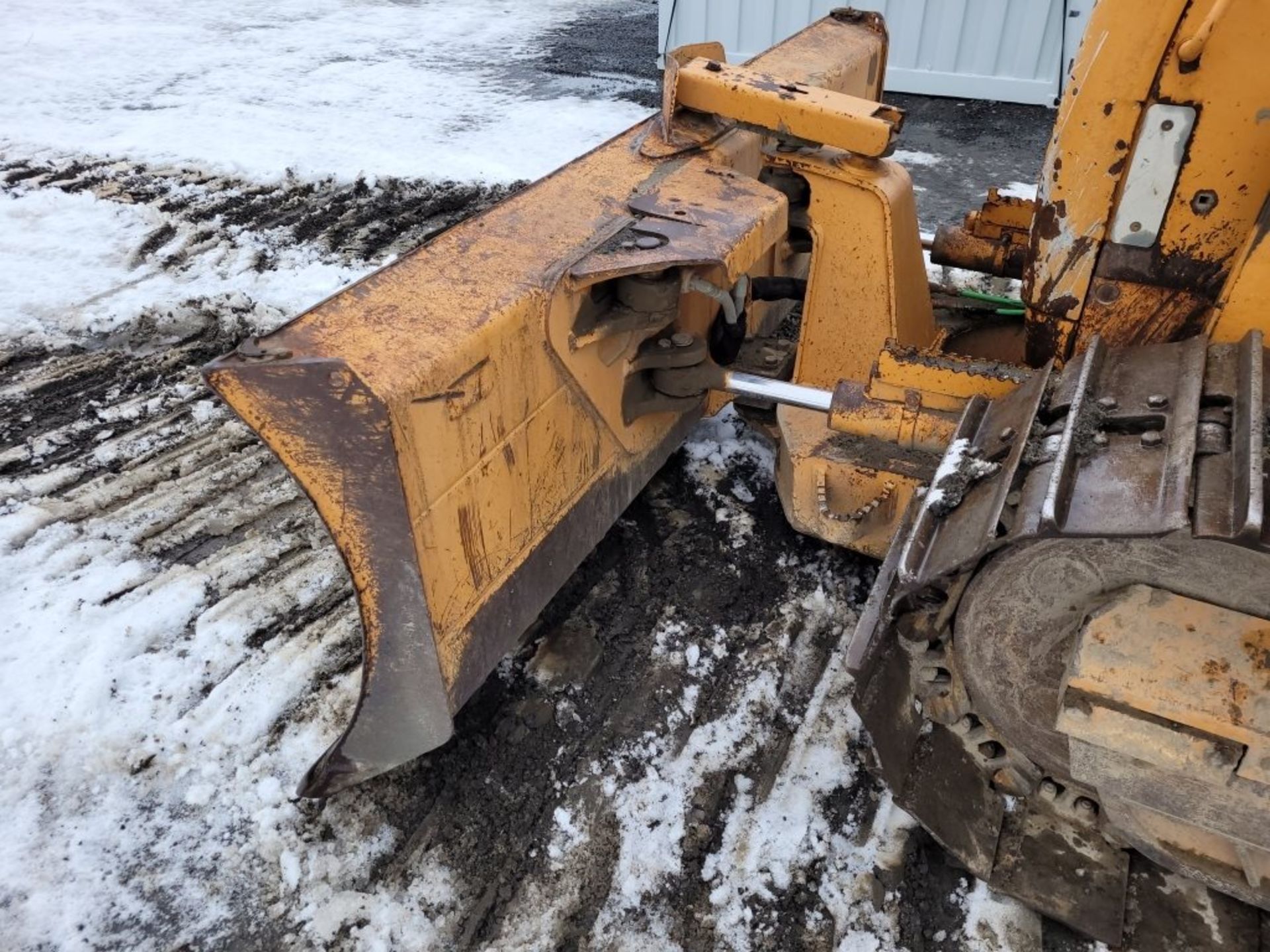 2005 Case 850K Crawler Dozer - Image 9 of 32