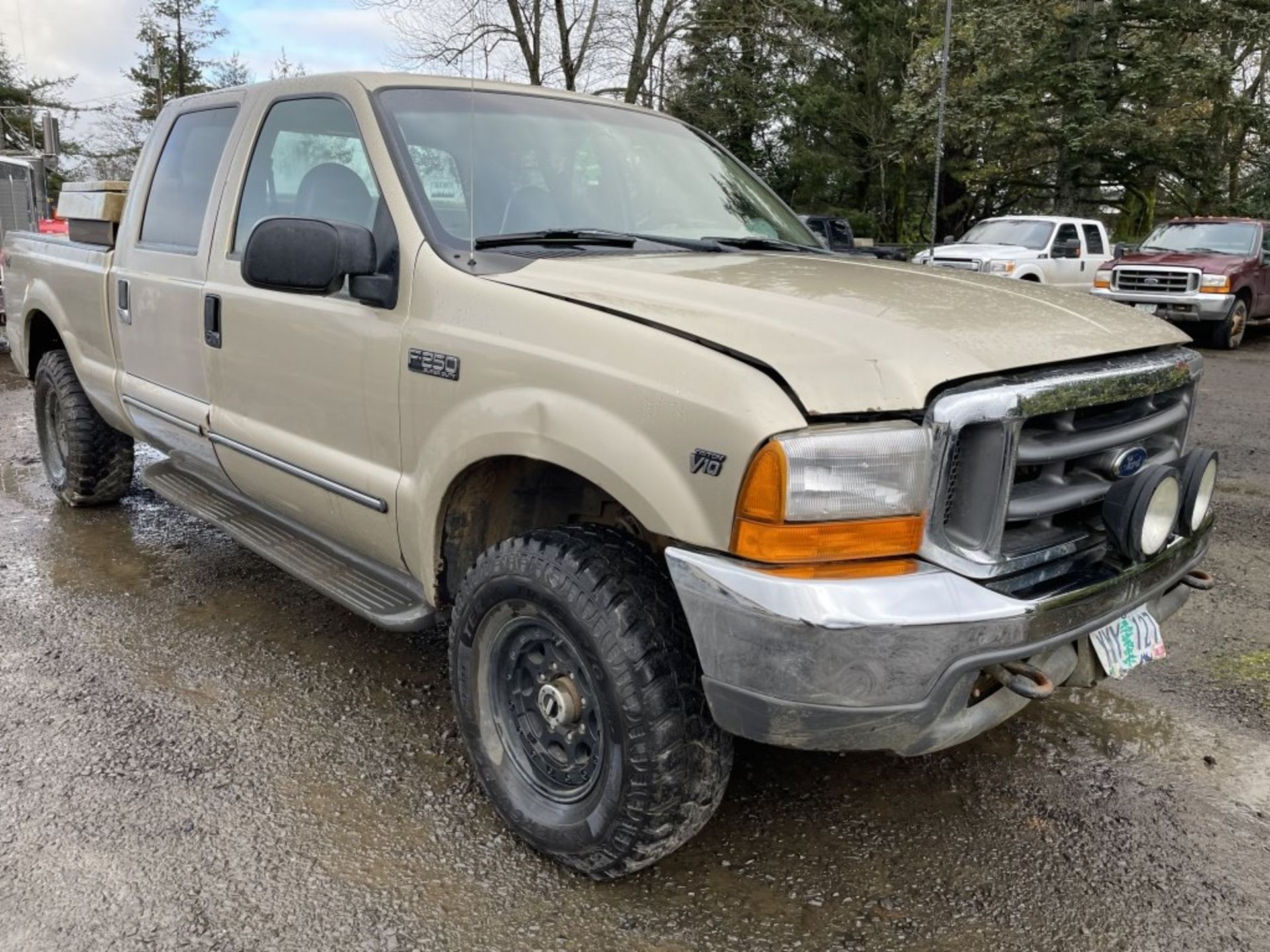 2000 Ford F250 SD 4x4 Crew Cab Pickup - Image 2 of 15