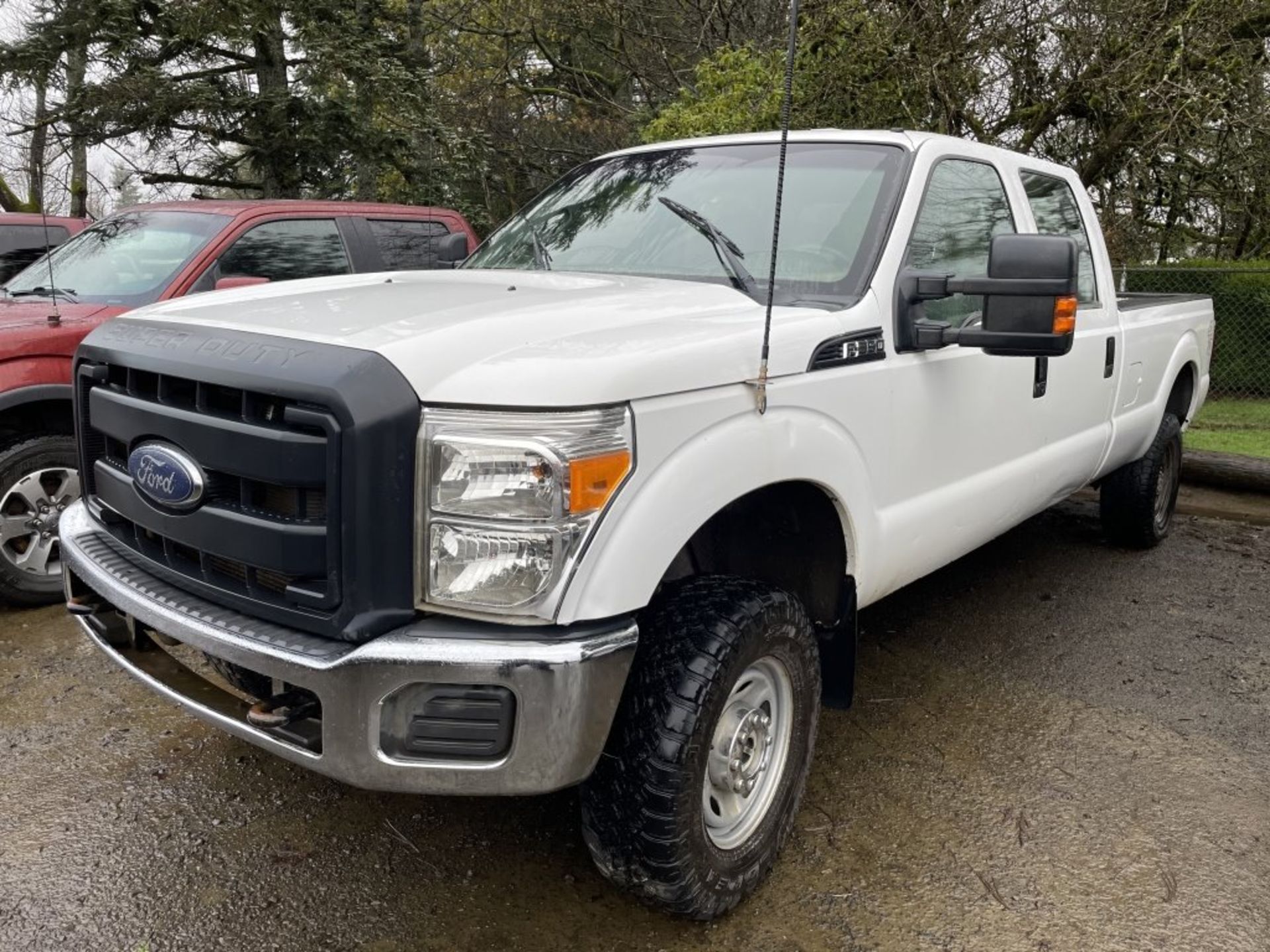 2014 Ford F350 SD 4x4 Crew Cab Pickup