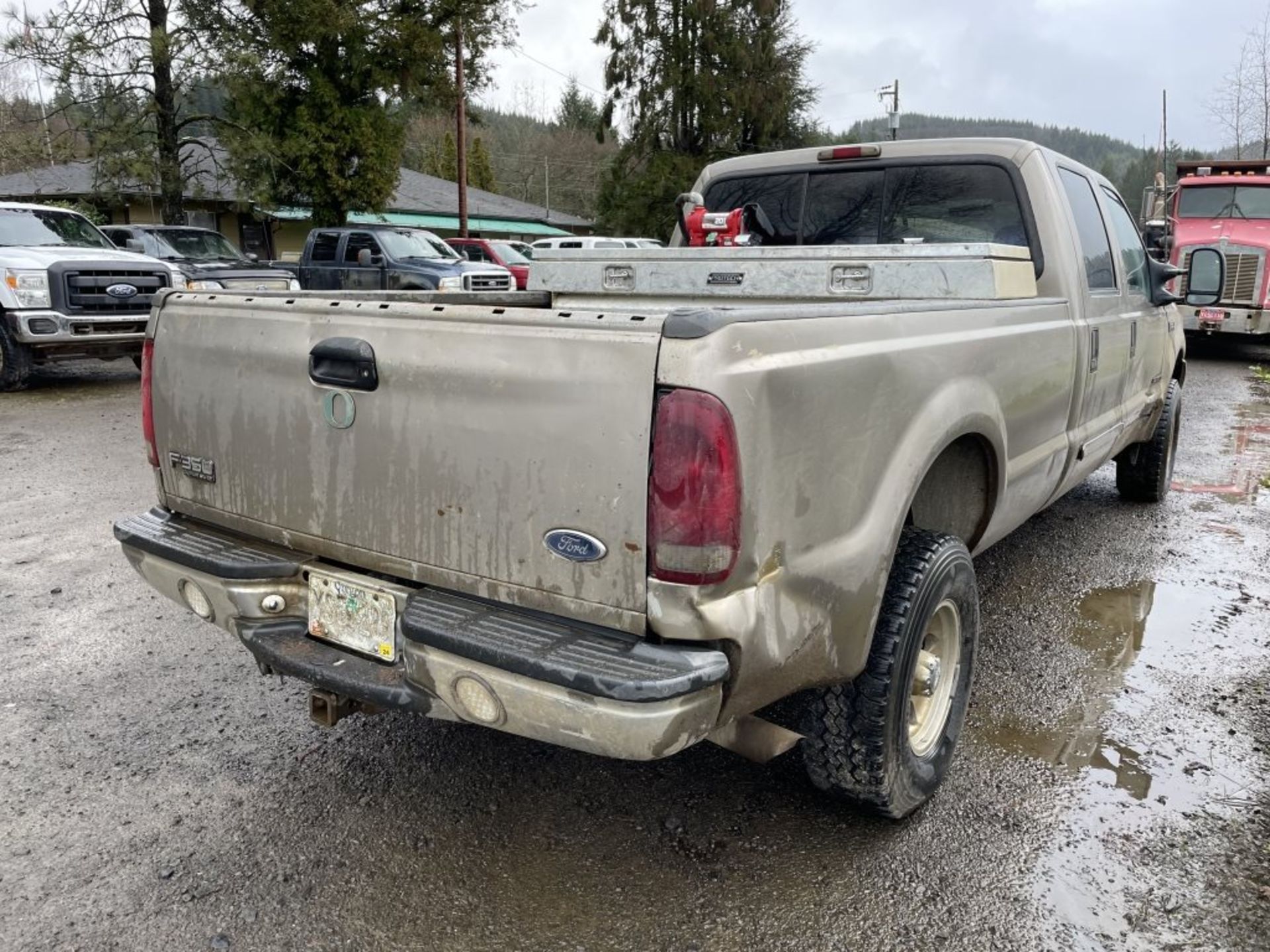 2002 Ford F350 SD 4x4 Crew Cab Pickup - Image 3 of 16