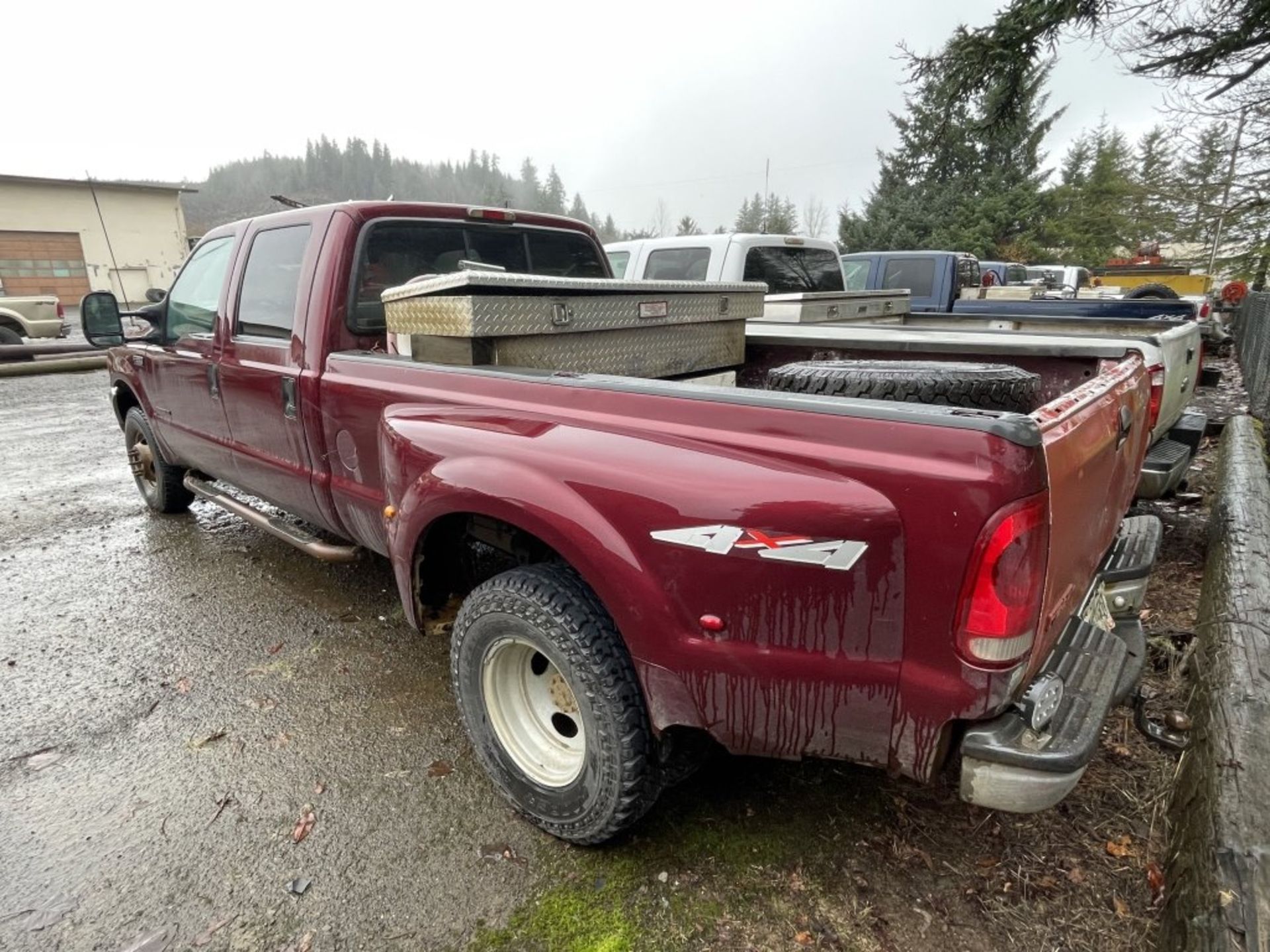 1999 Ford F350 XLT SD 4x4 Crew Cab Pickup - Image 4 of 17