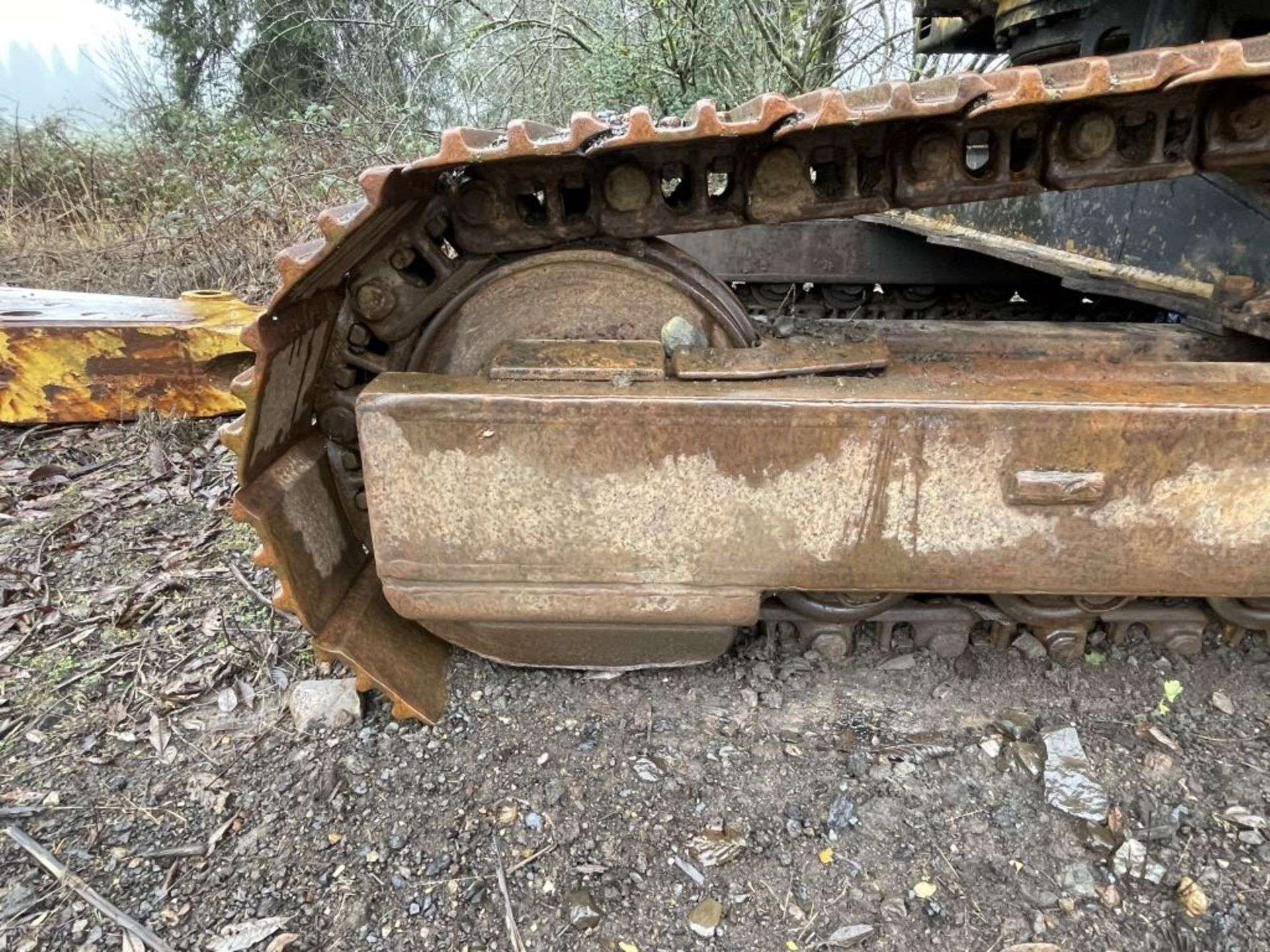 1984 Caterpillar 225 Hydraulic Excavator - Image 12 of 41