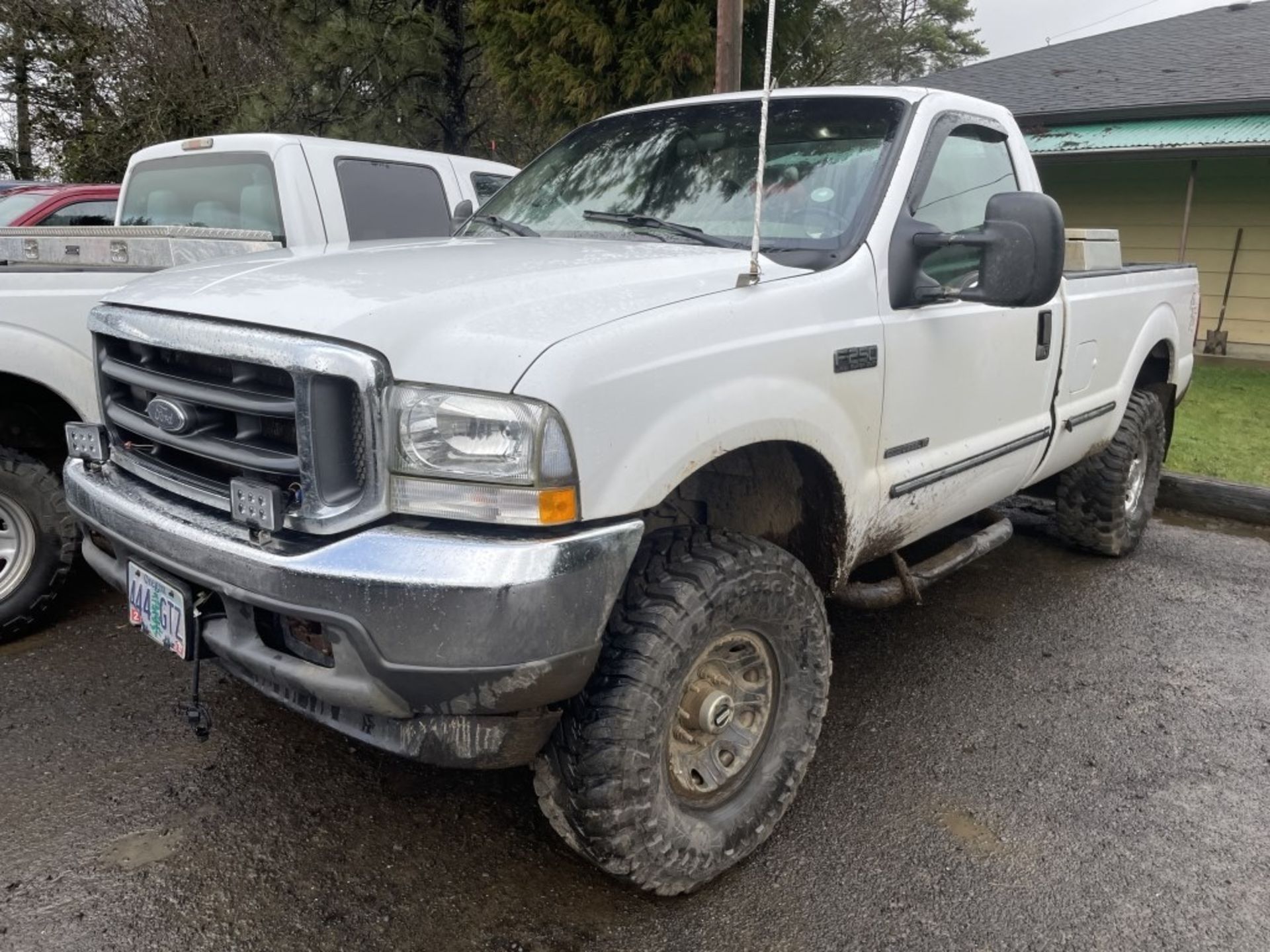 2002 Ford F250 XL SD 4x4 Pickup