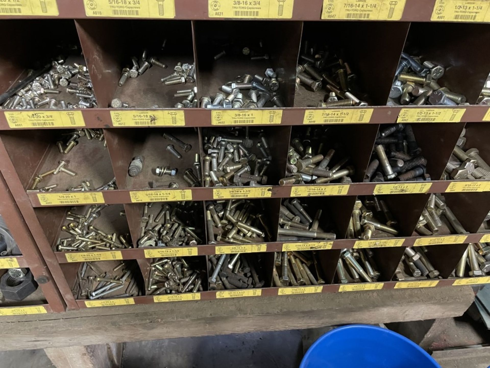 Bolt Bins & Bolts - Image 18 of 19