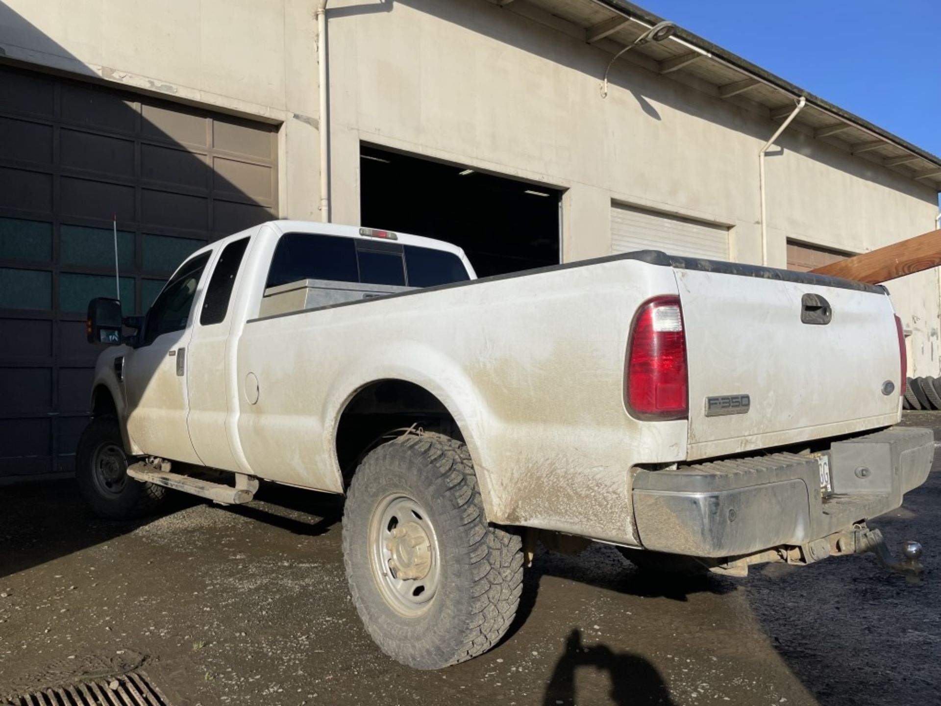 2008 Ford F350 SD 4x4 Extra Cab Pickup - Image 4 of 26