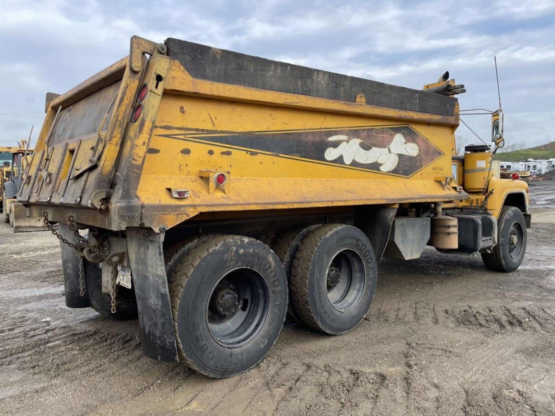 1980 Mack DM686S T/A Dump Truck - Bild 4 aus 37