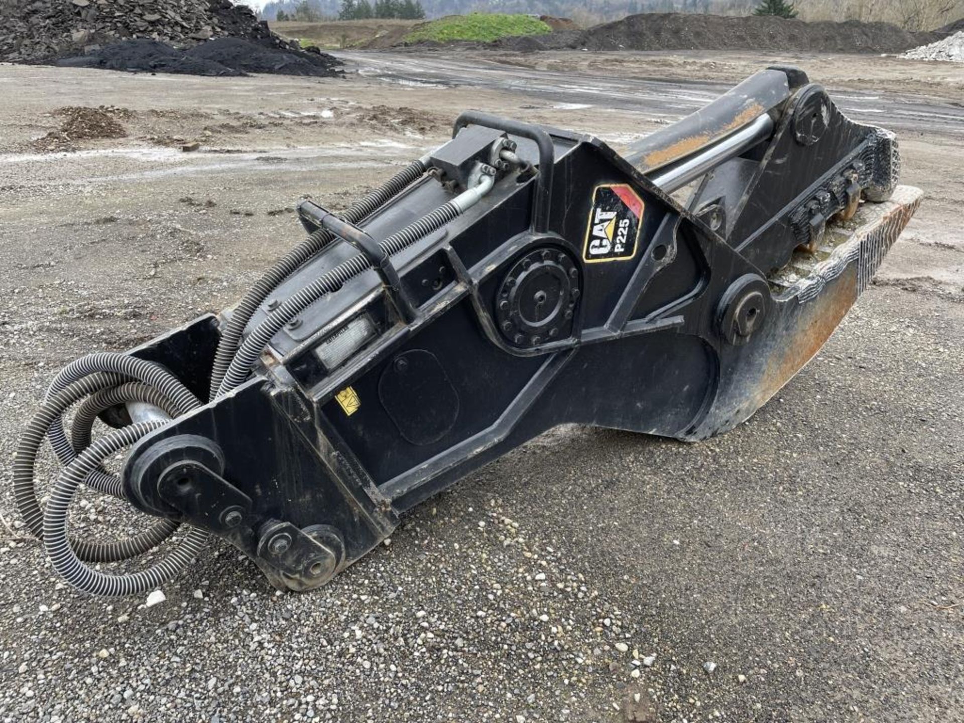 2014 Caterpillar P225 Hydraulic Pulverizer