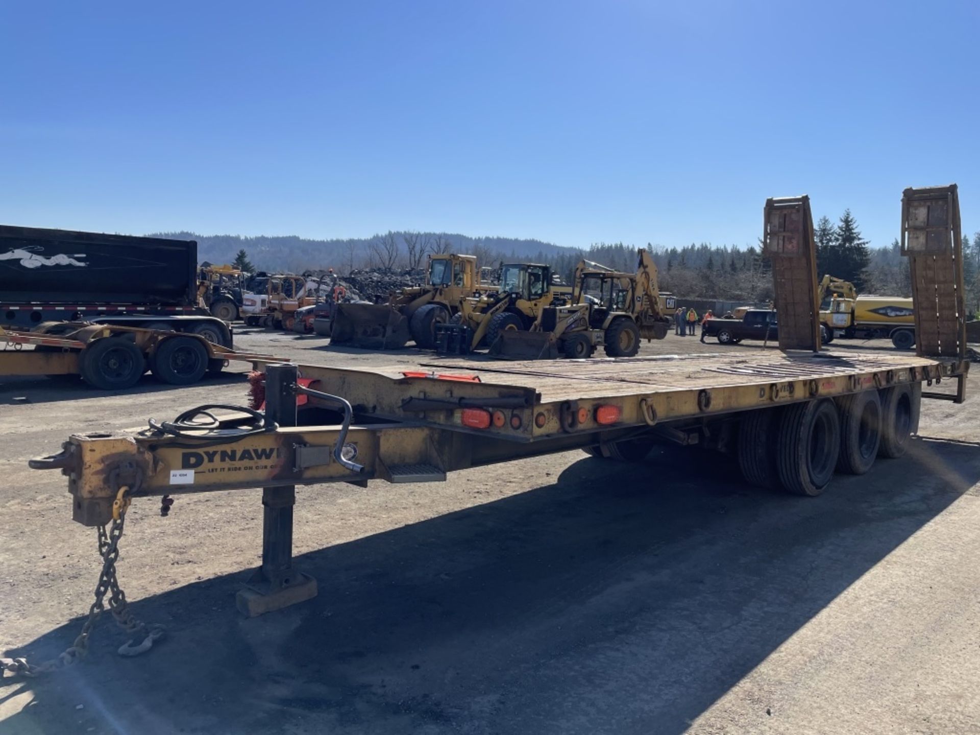 1995 Dynaweld Tri-Axle Tilt Deck Trailer