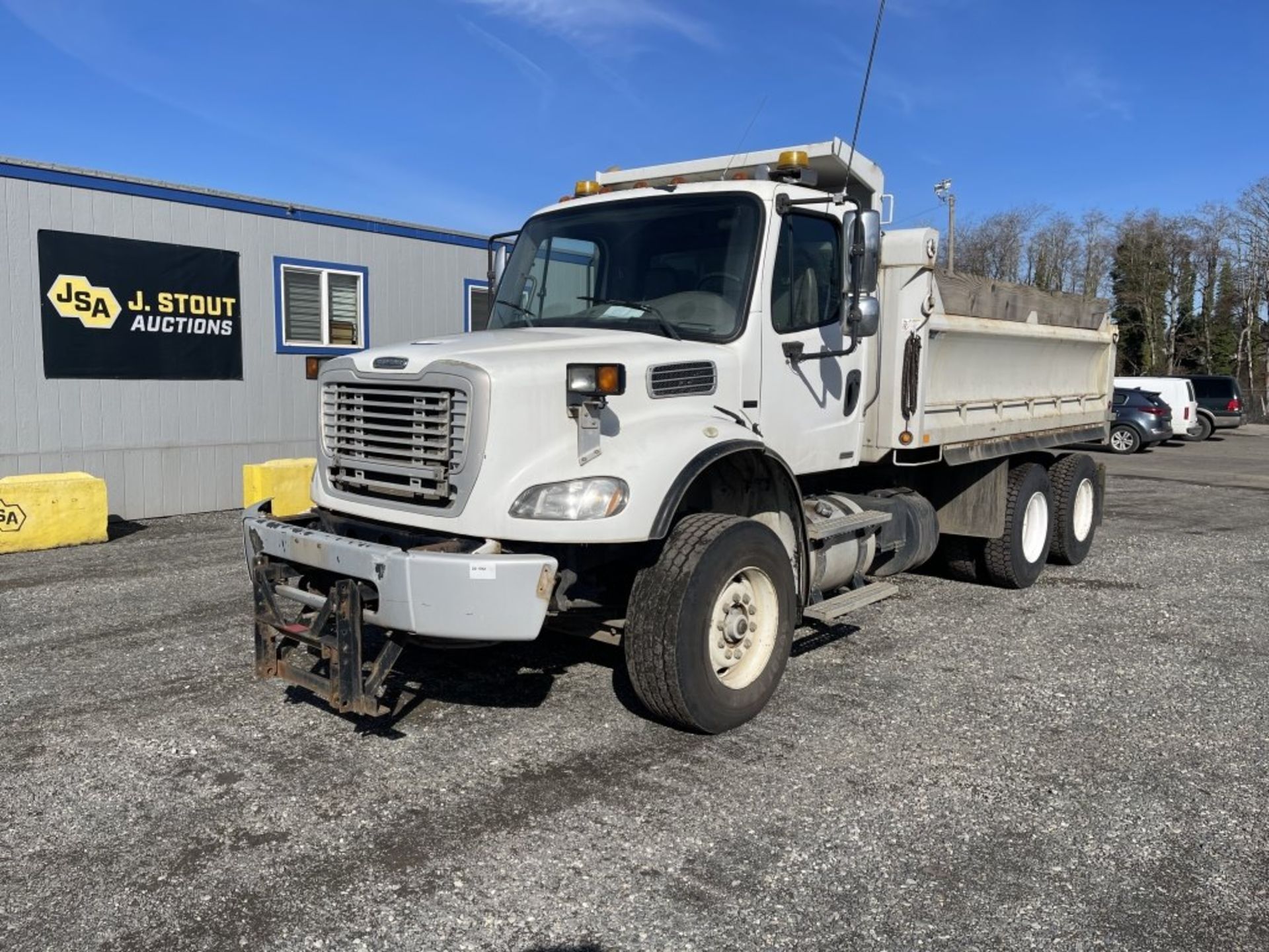 2009 Freightliner M2 T/A Dump Truck