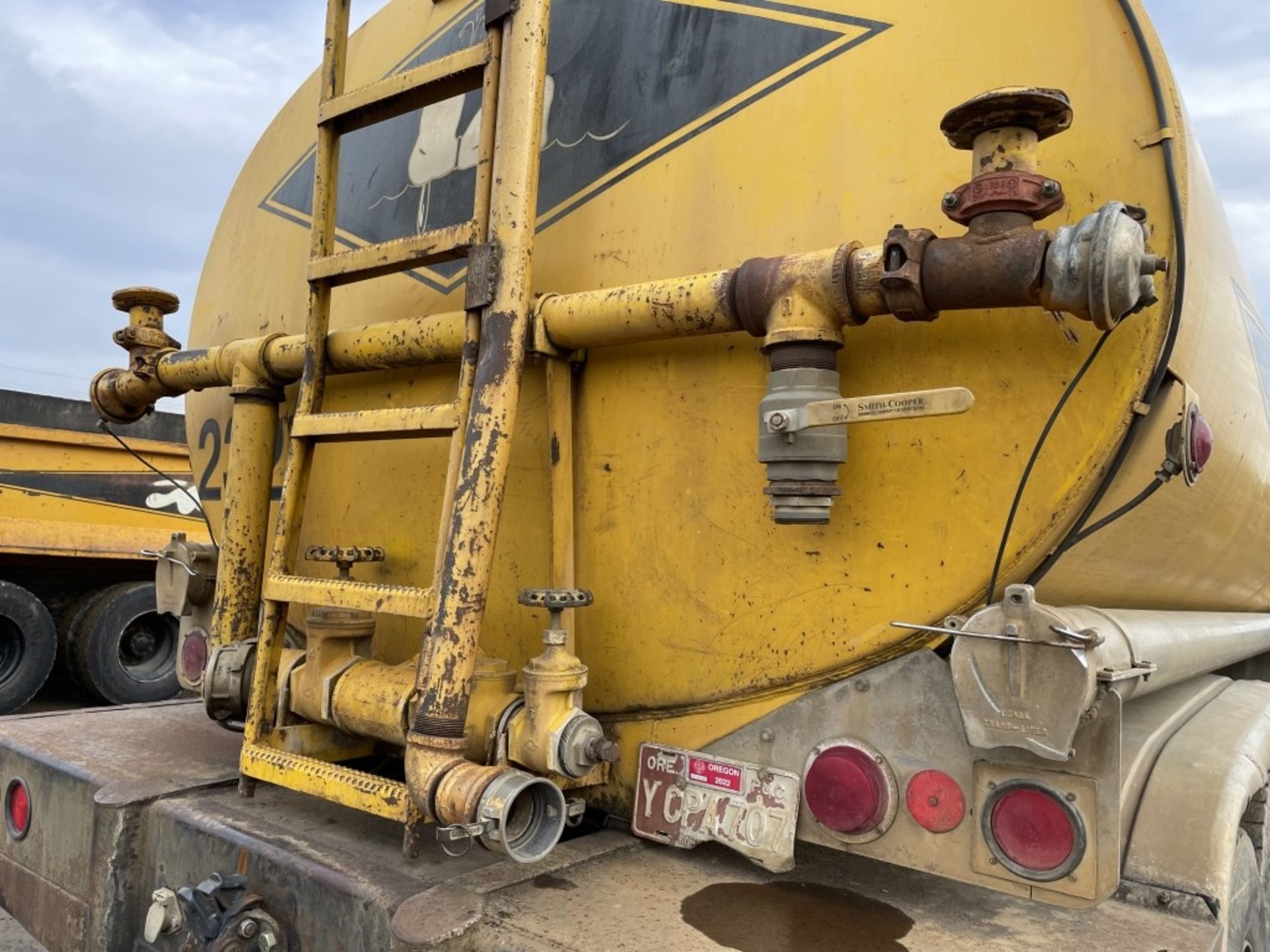 1971 Mack DM685S T/A Water Truck - Bild 20 aus 39