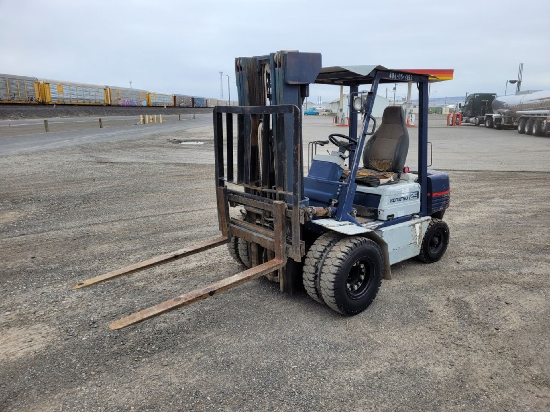 Komatsu FG25T Forklift