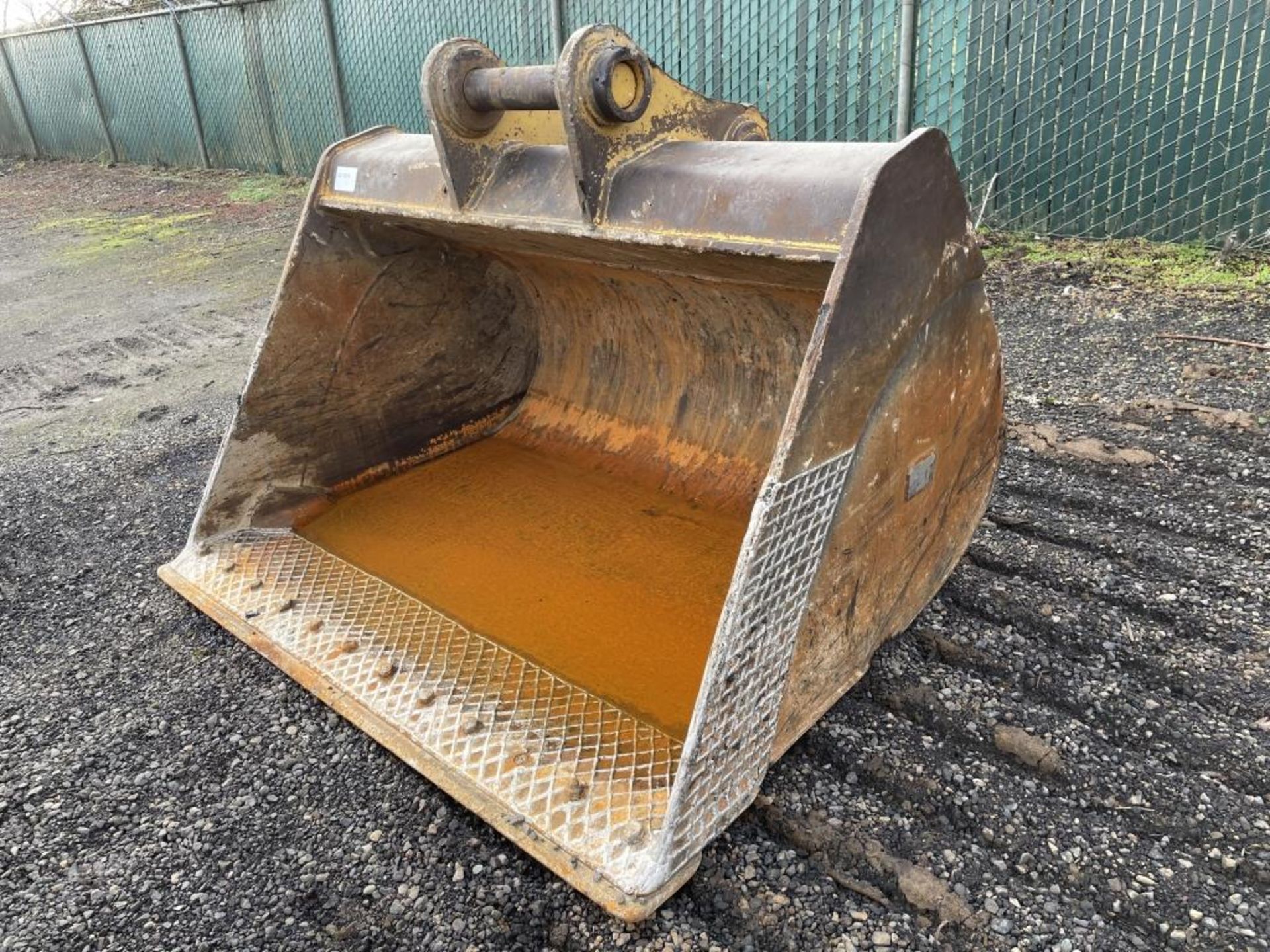 Caterpillar 72" Muck Bucket - Image 2 of 5