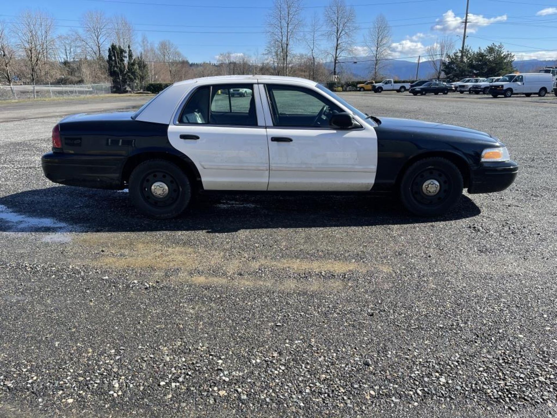 2011 Ford Crown Victoria Sedan - Bild 3 aus 21