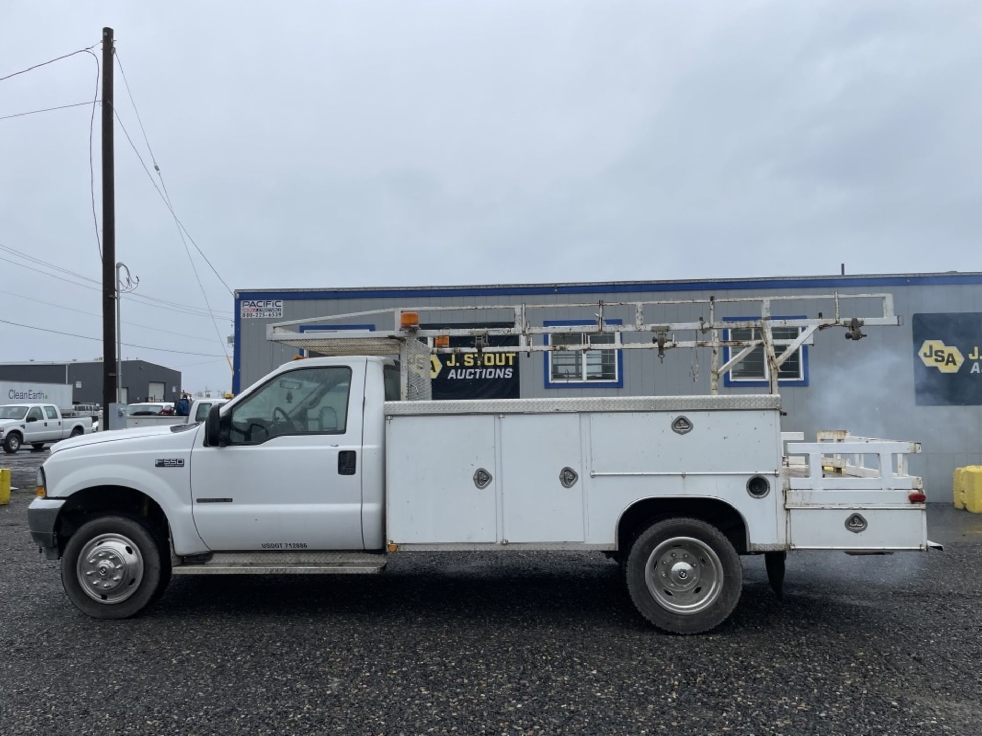 2002 Ford F550 XL SD Utility Truck - Image 7 of 27