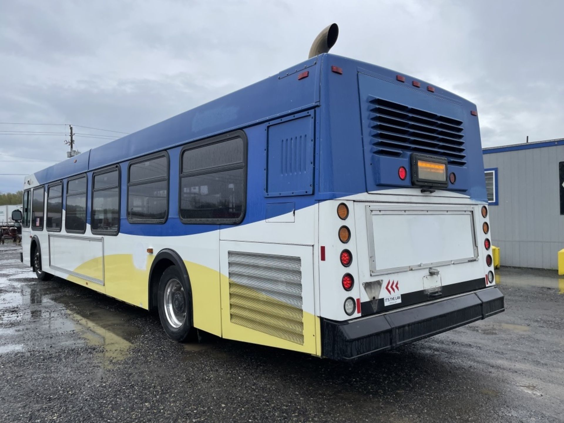 2003 New Flyer D40LF 40' Transit Bus - Image 6 of 33