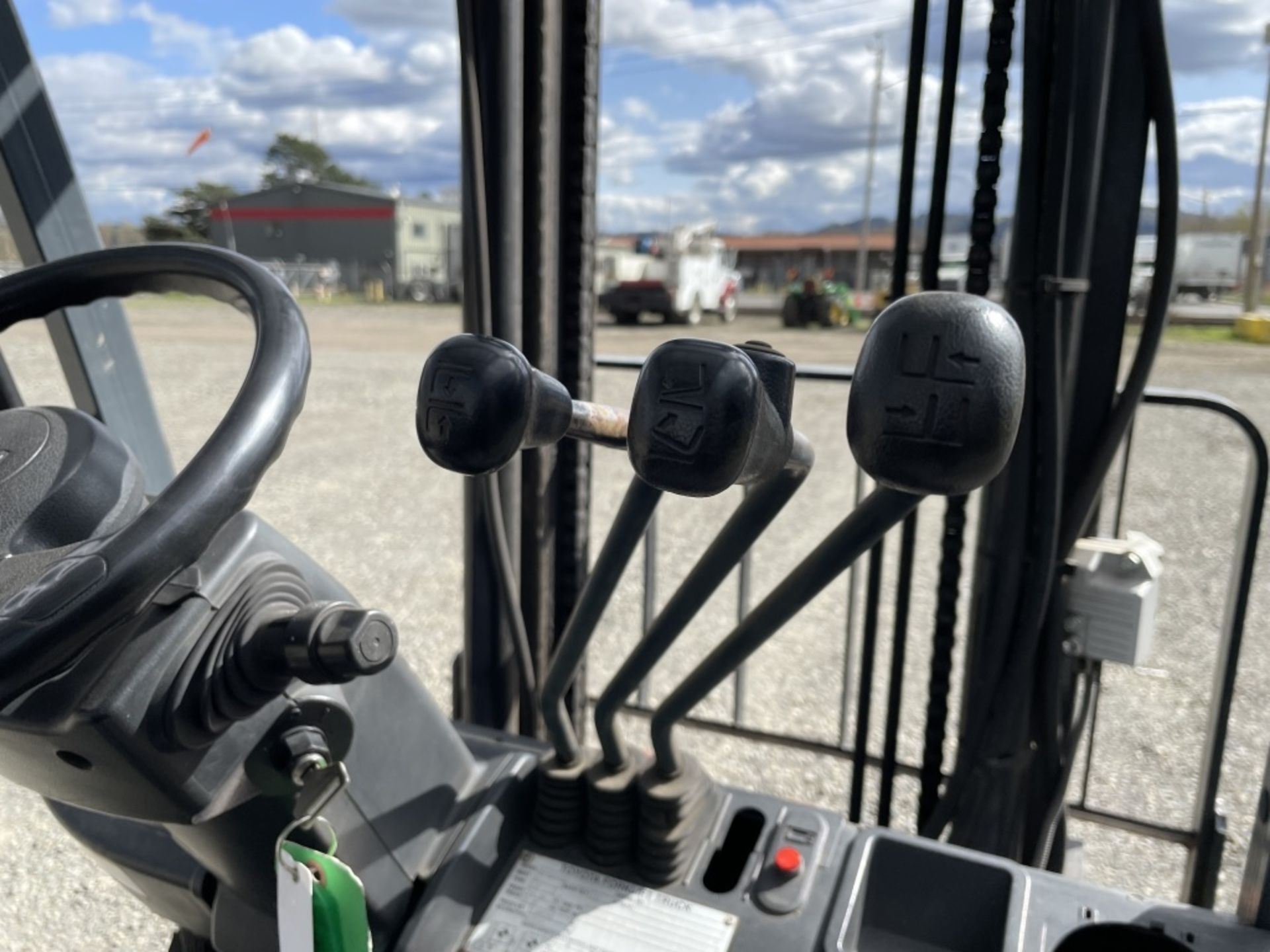 Toyota 8FGCU32 Forklift - Image 21 of 23