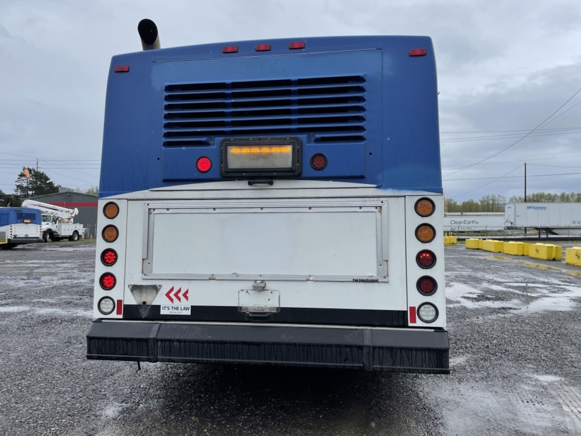 2003 New Flyer D40LF 40' Transit Bus - Image 5 of 33